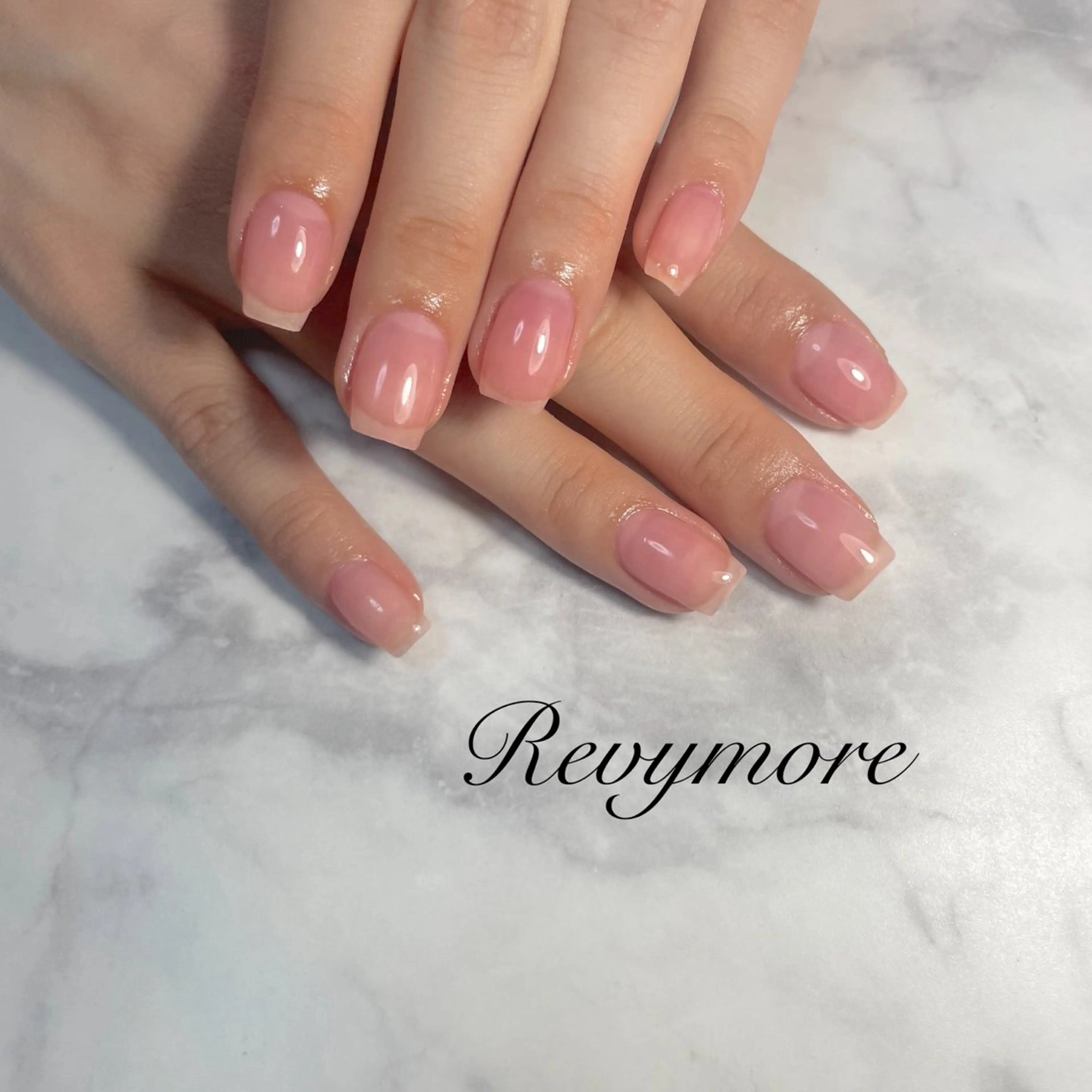 ネイル クリアネイル ジェルネイル キラキラネイル 韓国ネイル ニュアンスネイル nail salon Revymoreのネイルデザイン