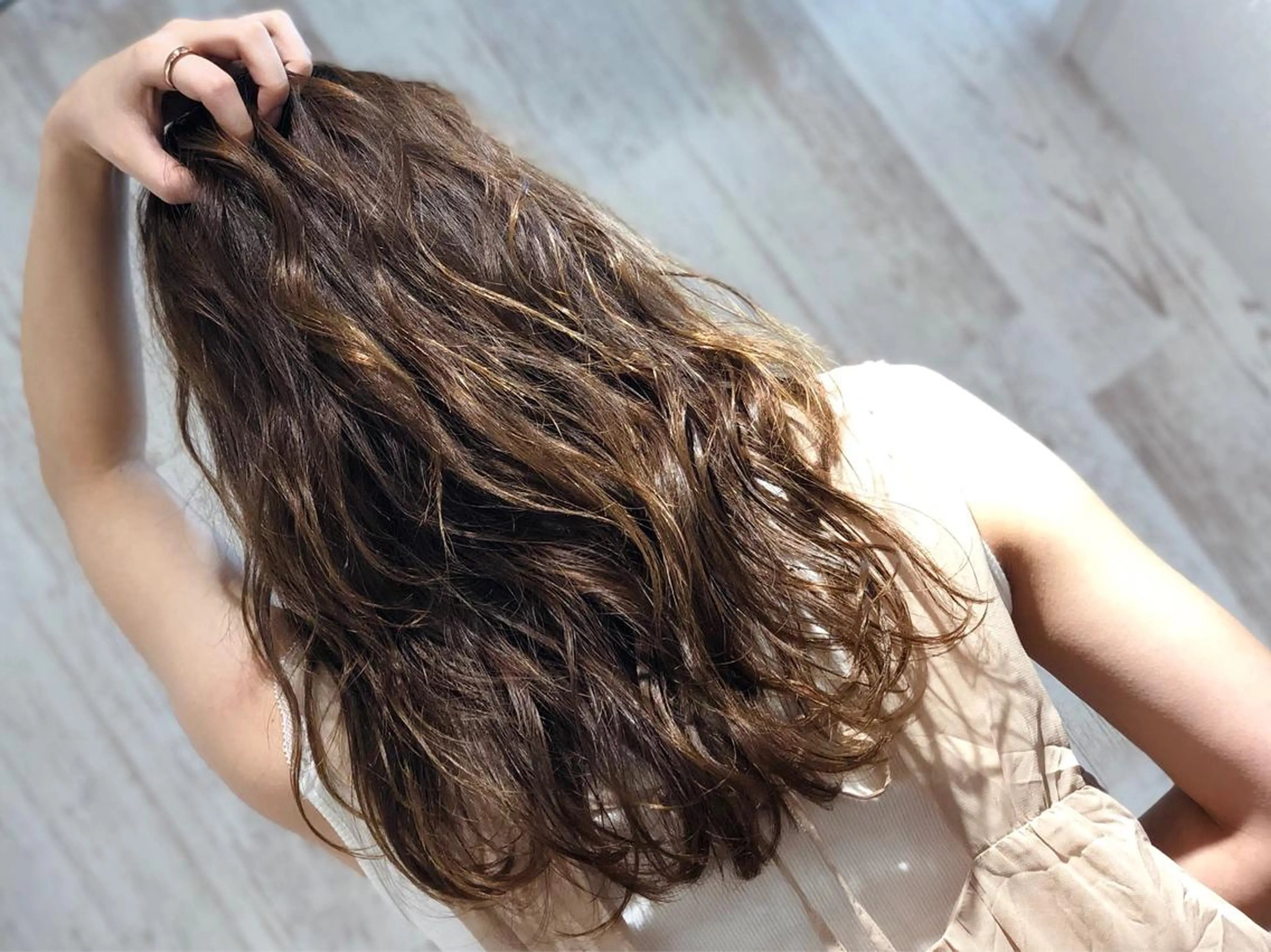 セミロング 大場 優のヘアスタイル