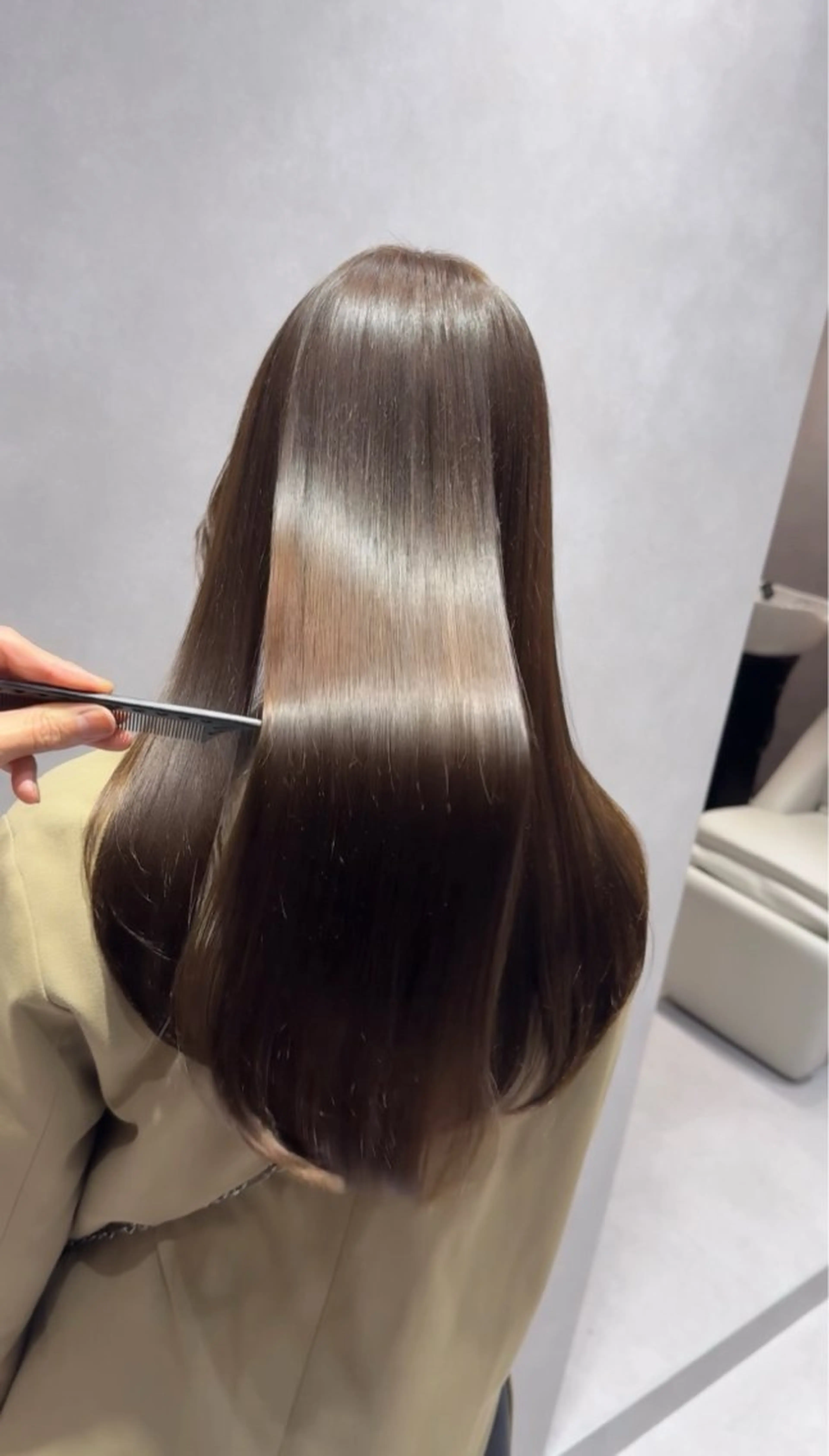 カット+髪質改善ULTOWA TREATMENT +補修TREATMENT付の写真