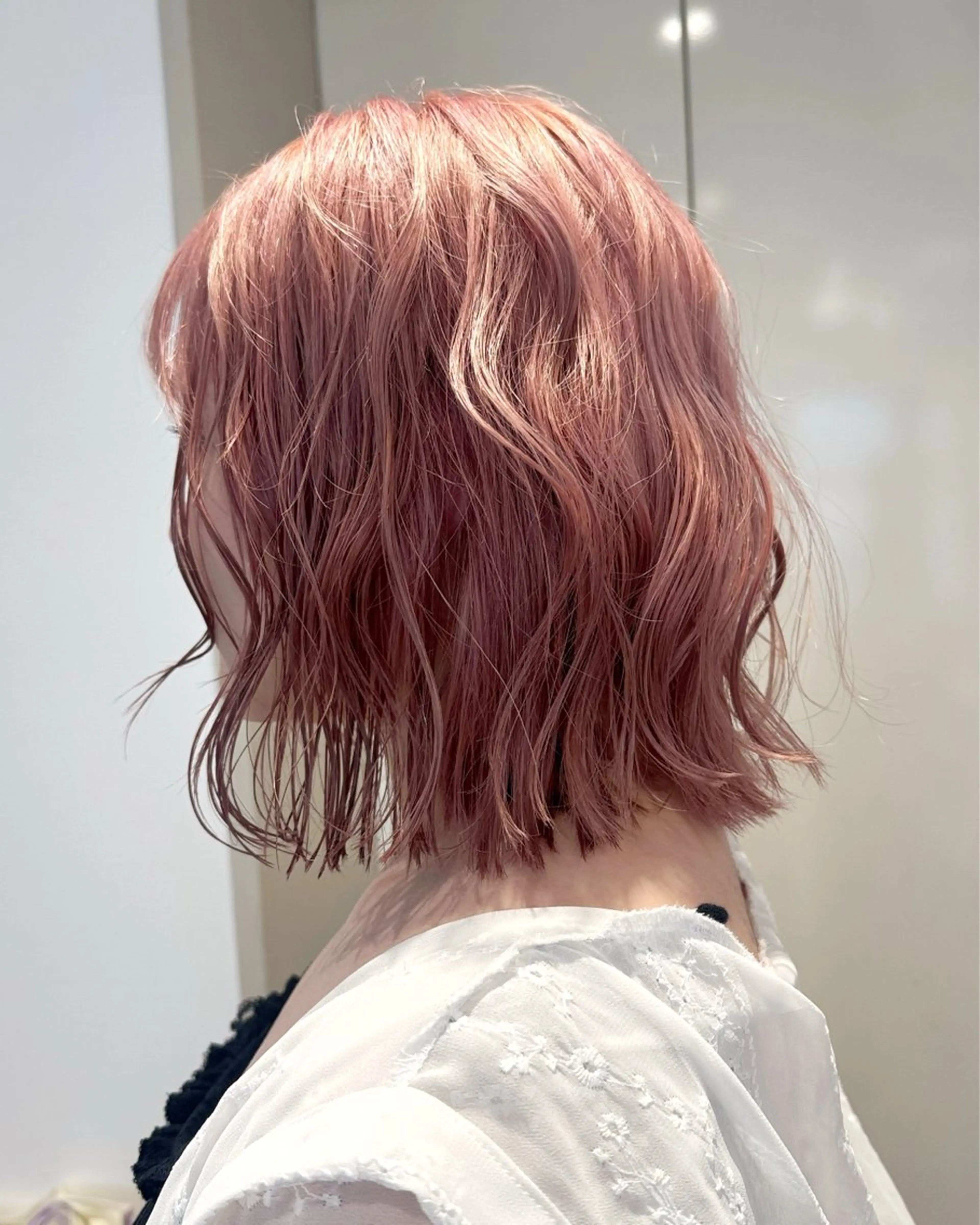 ミディアム カラー ブリーチ ピンクカラー 🫧ブリーチカラー/ ボブ🫧madokaのヘアスタイル