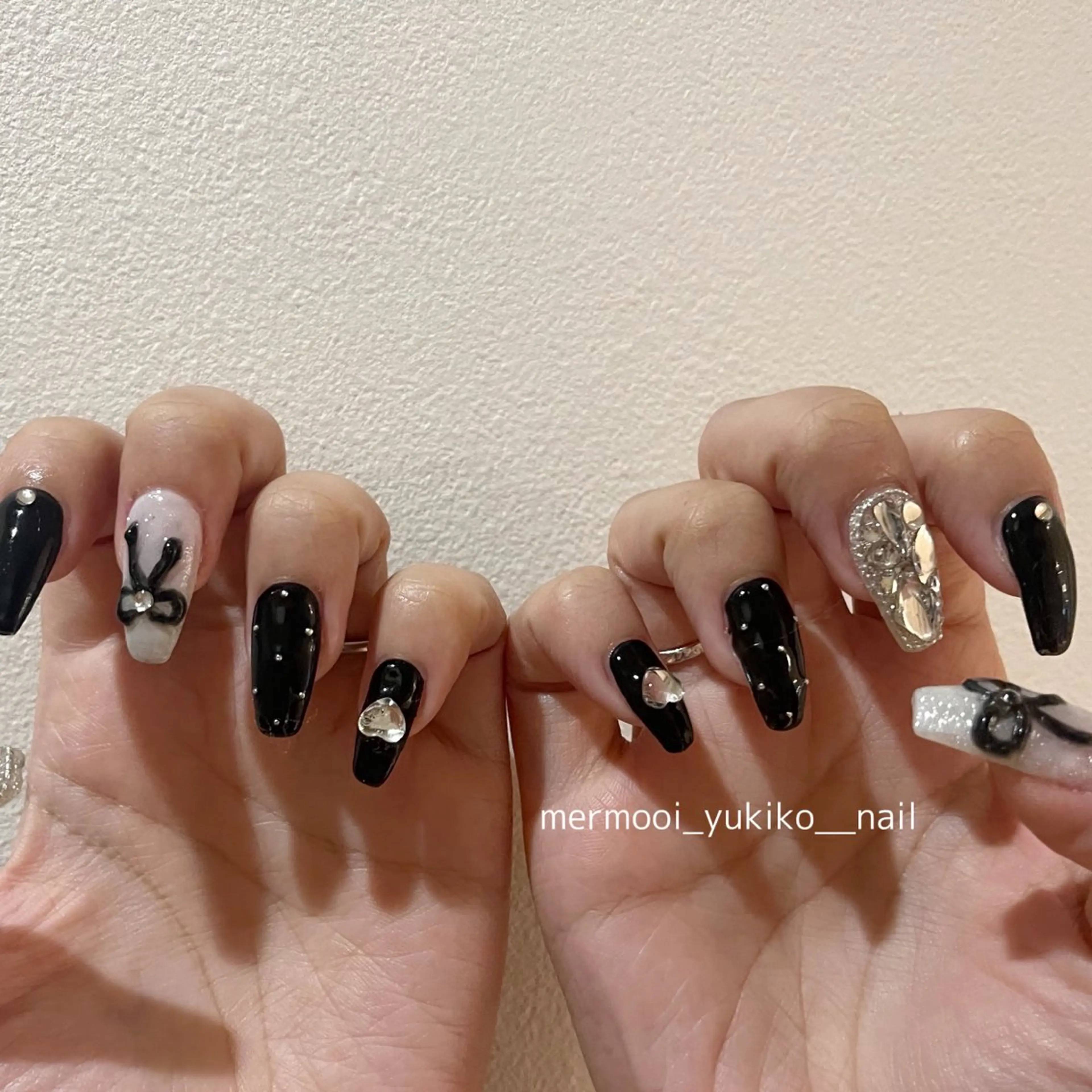 ネイル ハート ニュアンスネイル リボン ワンホンネイル ハンドネイル melumooi nailのネイルデザイン