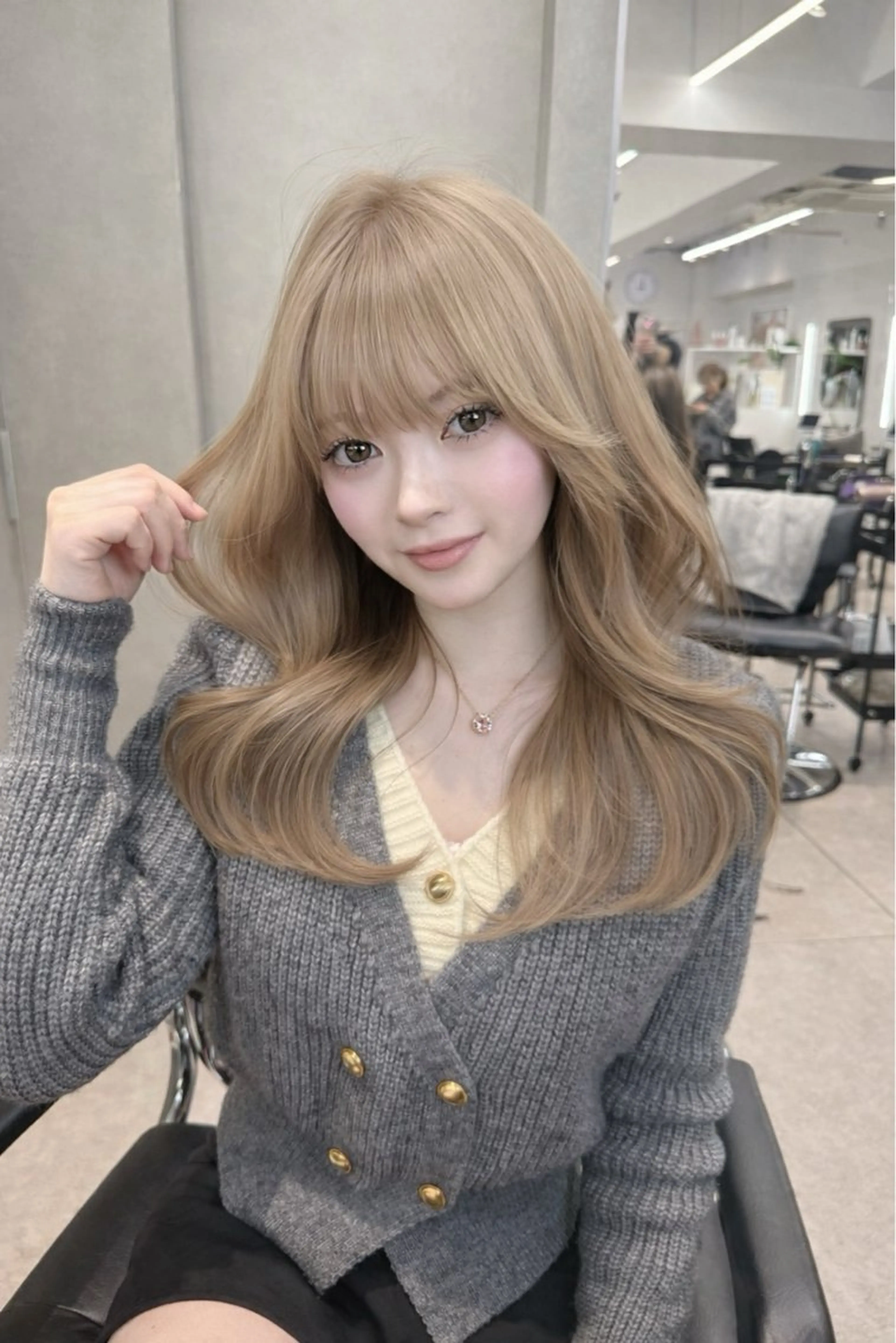 セミロング カラー ヘアカラー 🫧ミルクティー ブリーチRIKU🫧のヘアスタイル