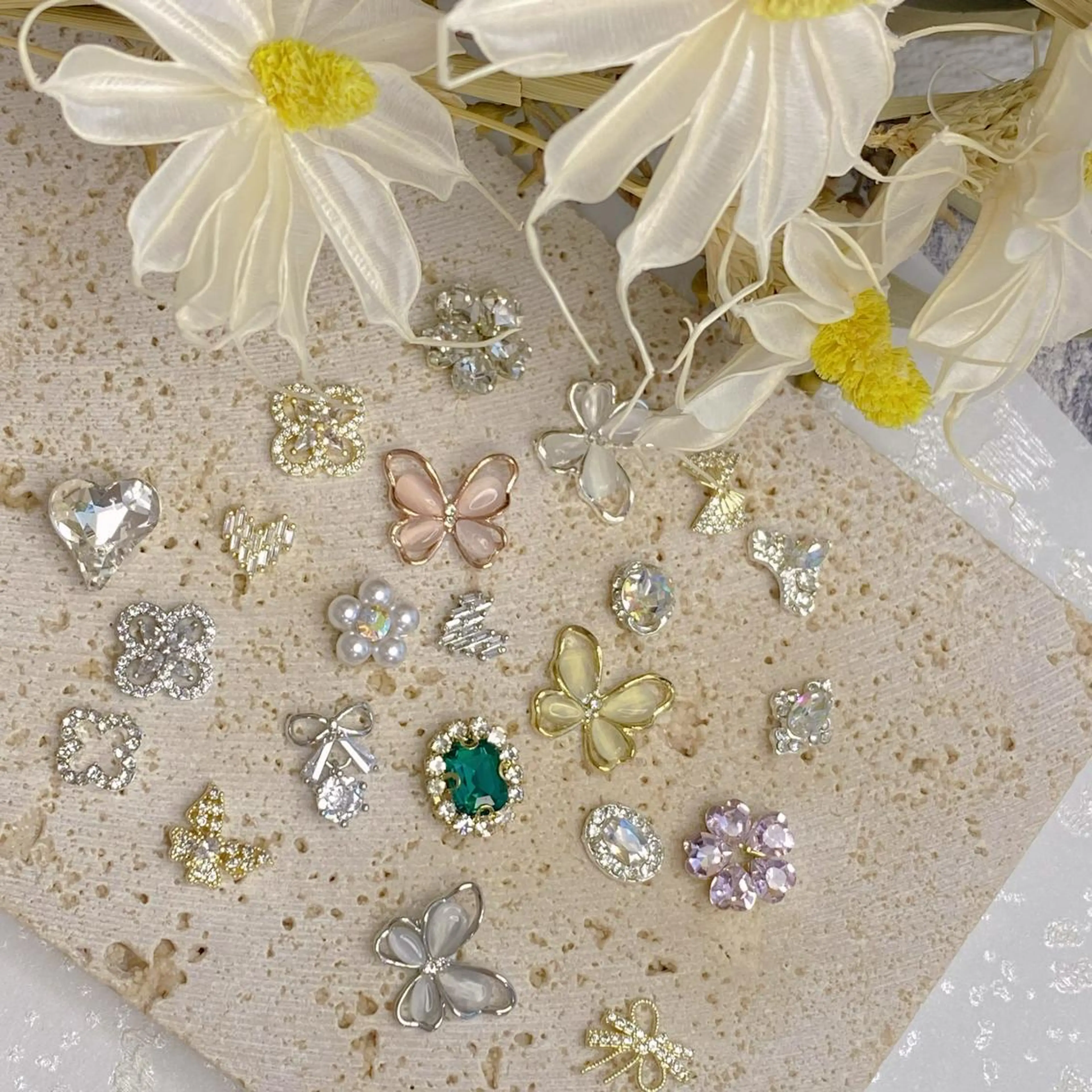 ネイル Nail Jolie所属・Nail Jolieのネイルデザイン