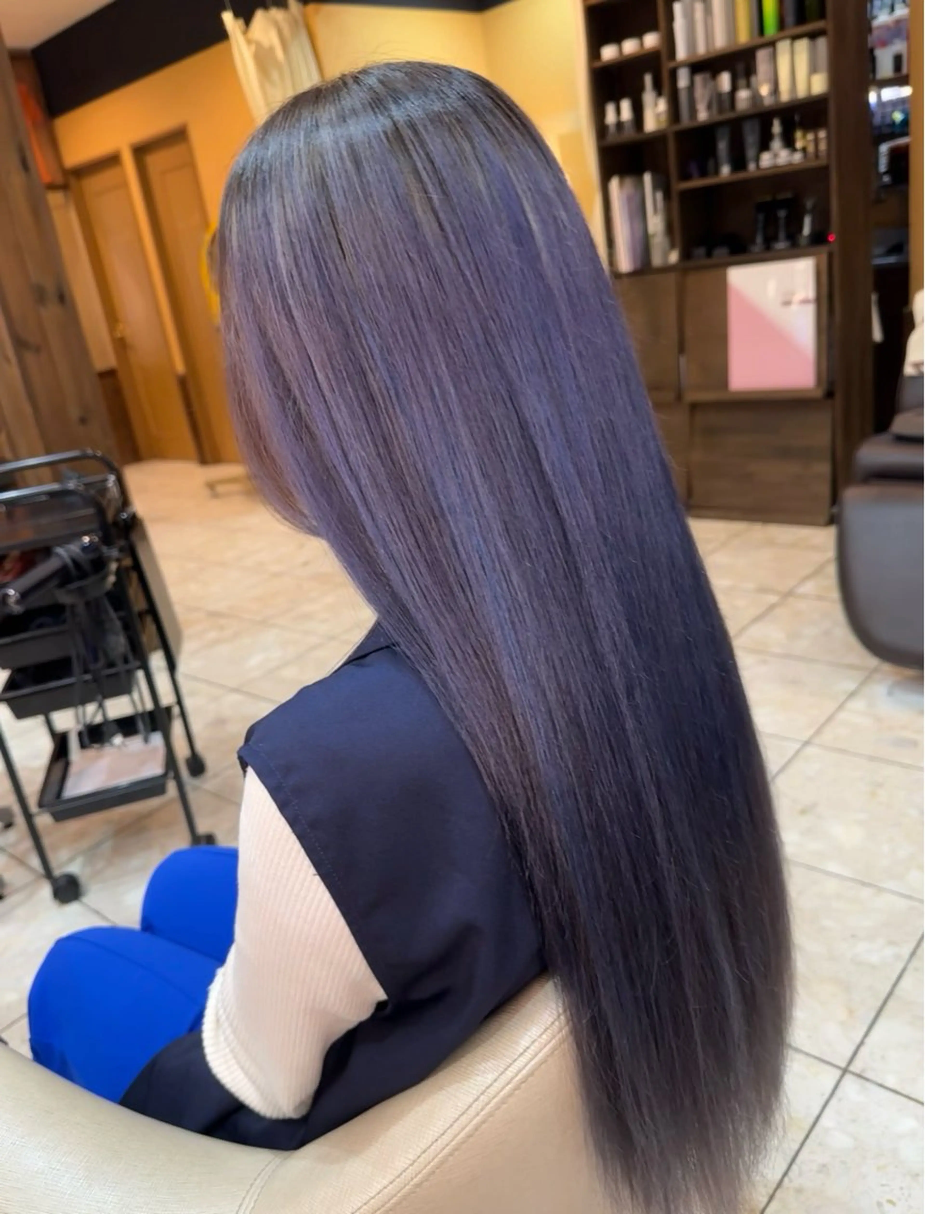 ロング カラー ハイライトカラー パープルカラー ハイライト 鎌田 一徳のヘアスタイル