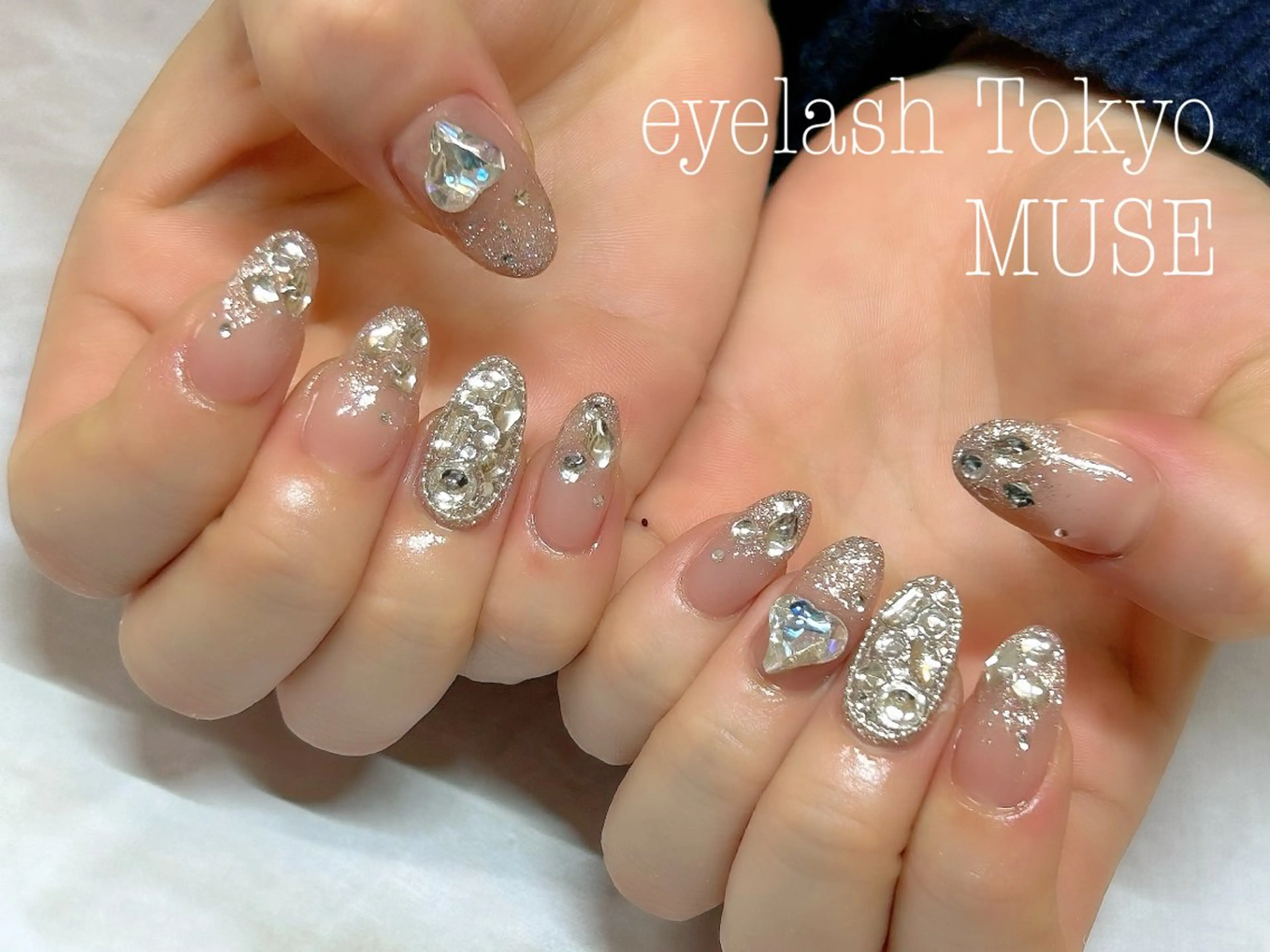 ネイル フラッシュネイル ジェルネイル キラキラネイル ラメ(グリッター) ストーンネイル ハンドネイル tanaka ◡̈のネイルデザイン