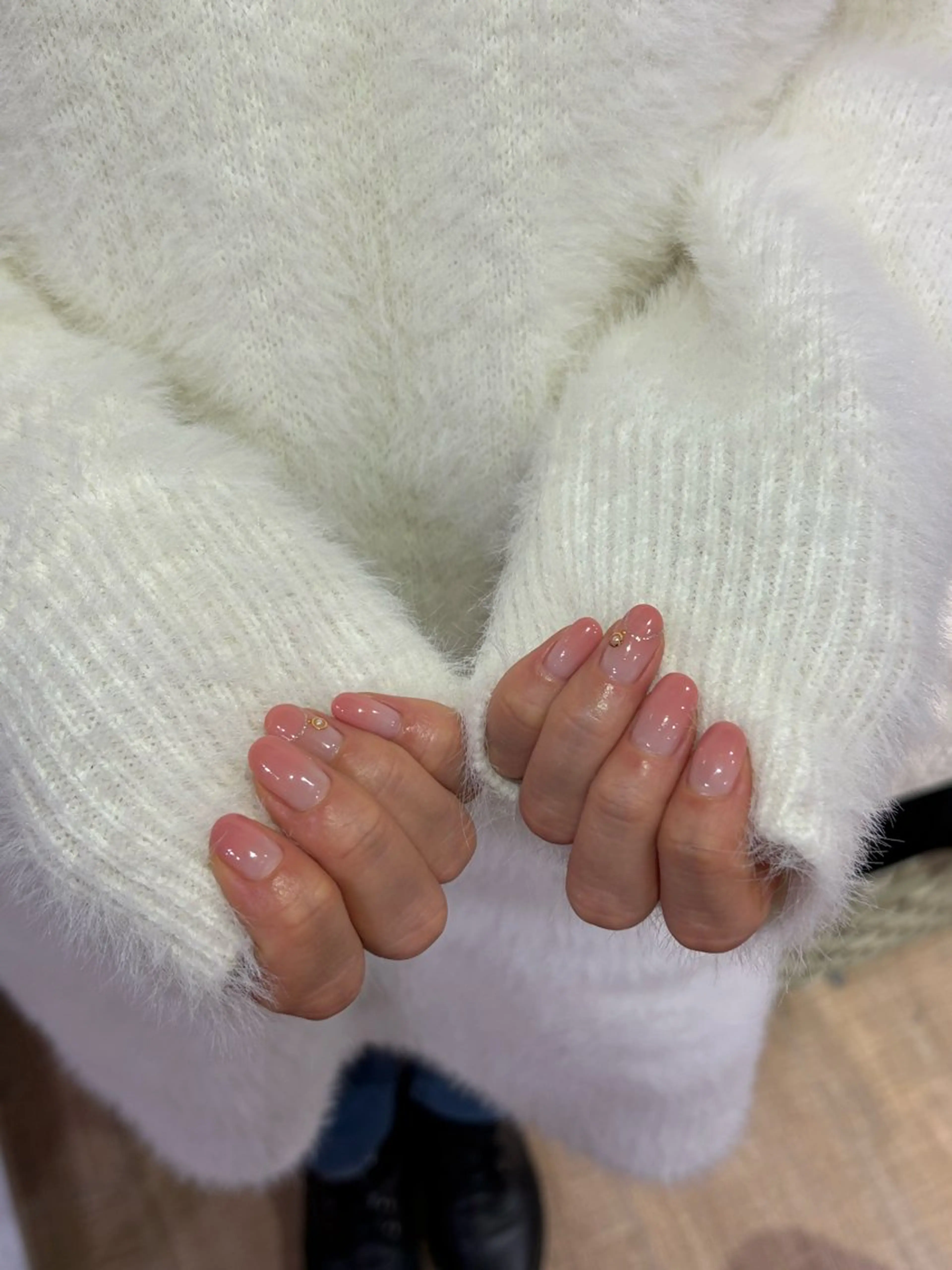ネイル アートネイル グラデーション ピンク 佐藤 渚紗のネイルデザイン