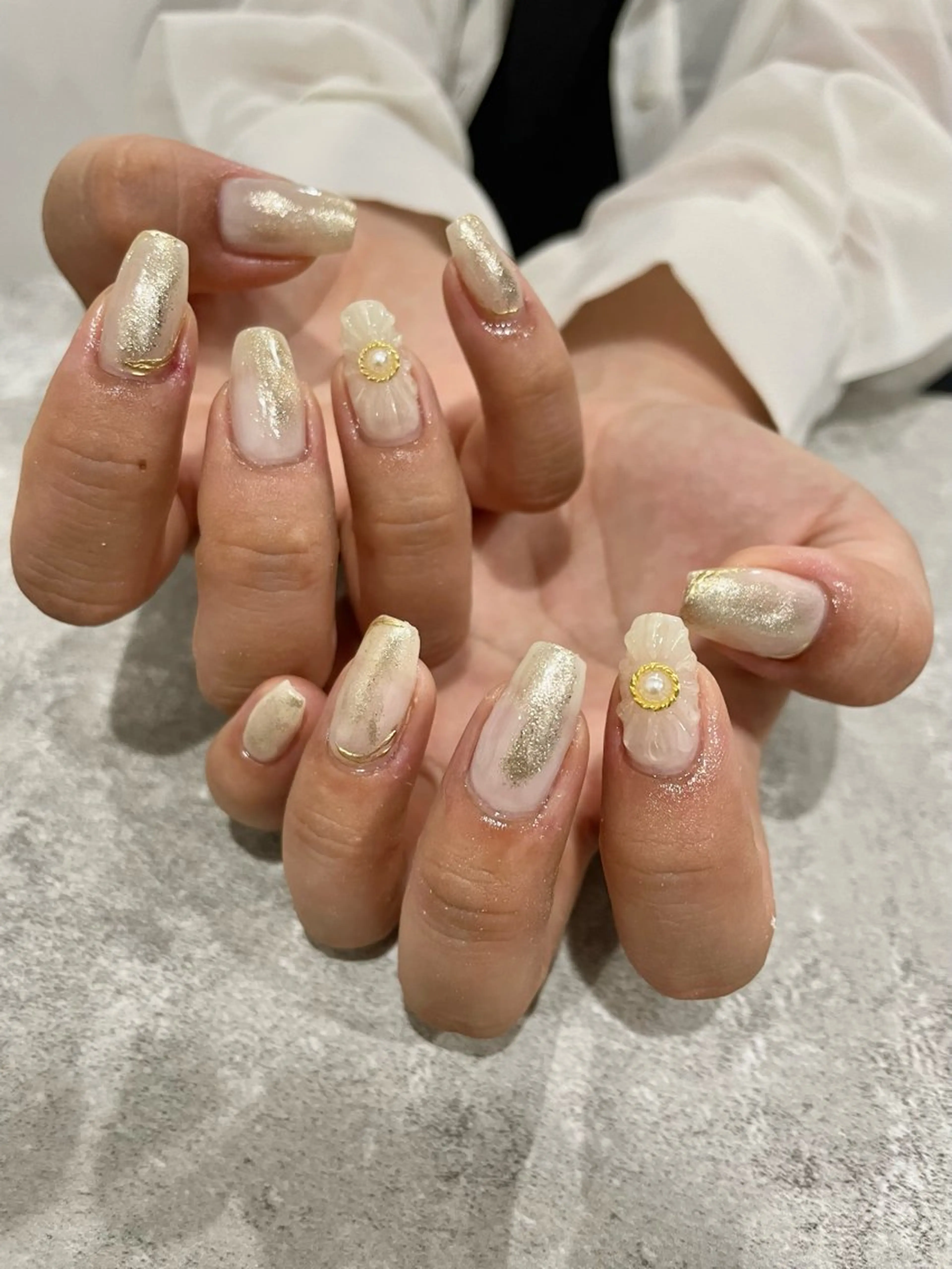 ネイル 持ち込み Raviliss ♡のネイルデザイン