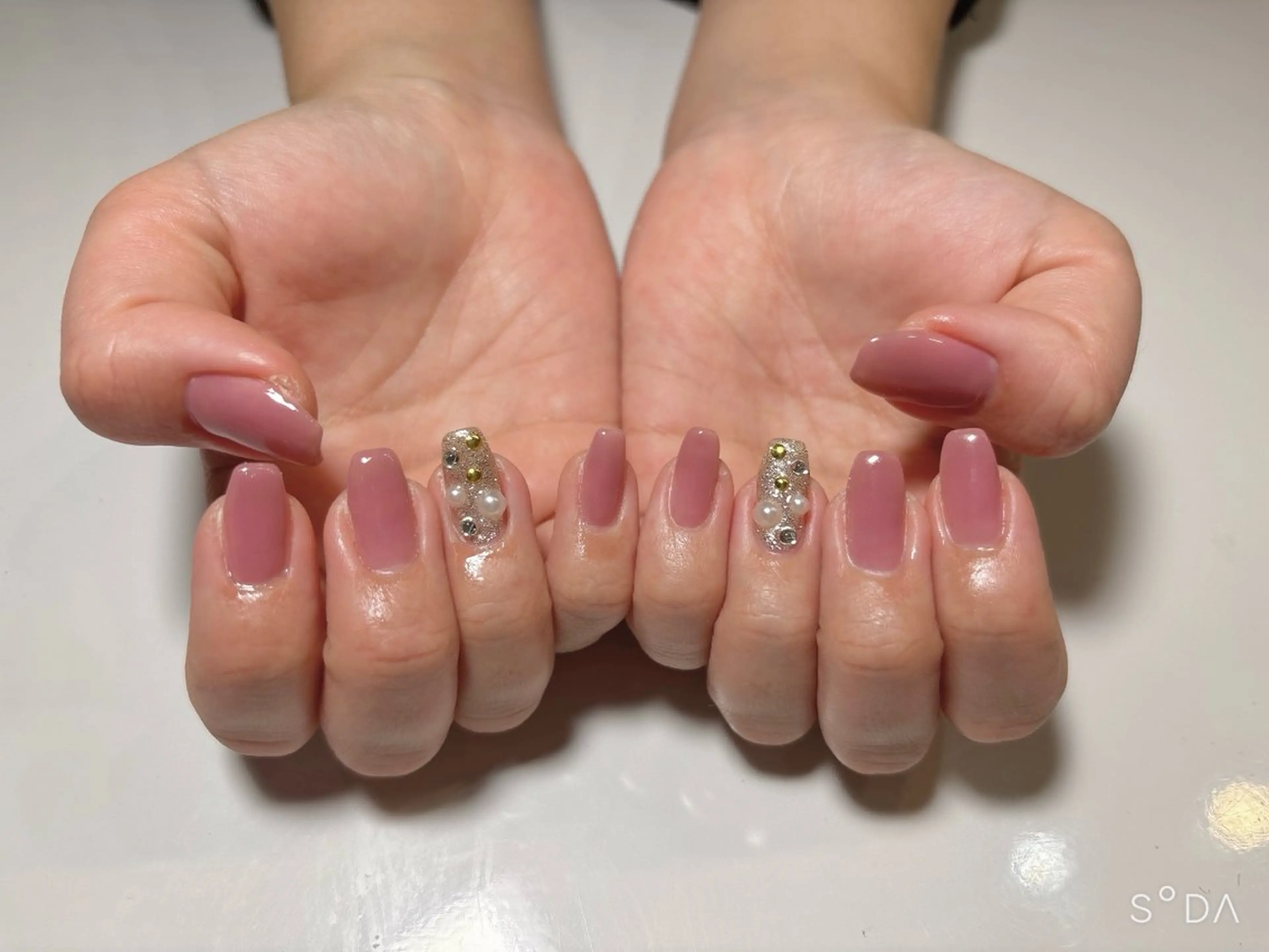 ネイル ハンドネイル Ree所属・ネイル脱毛 Reeのネイルデザイン