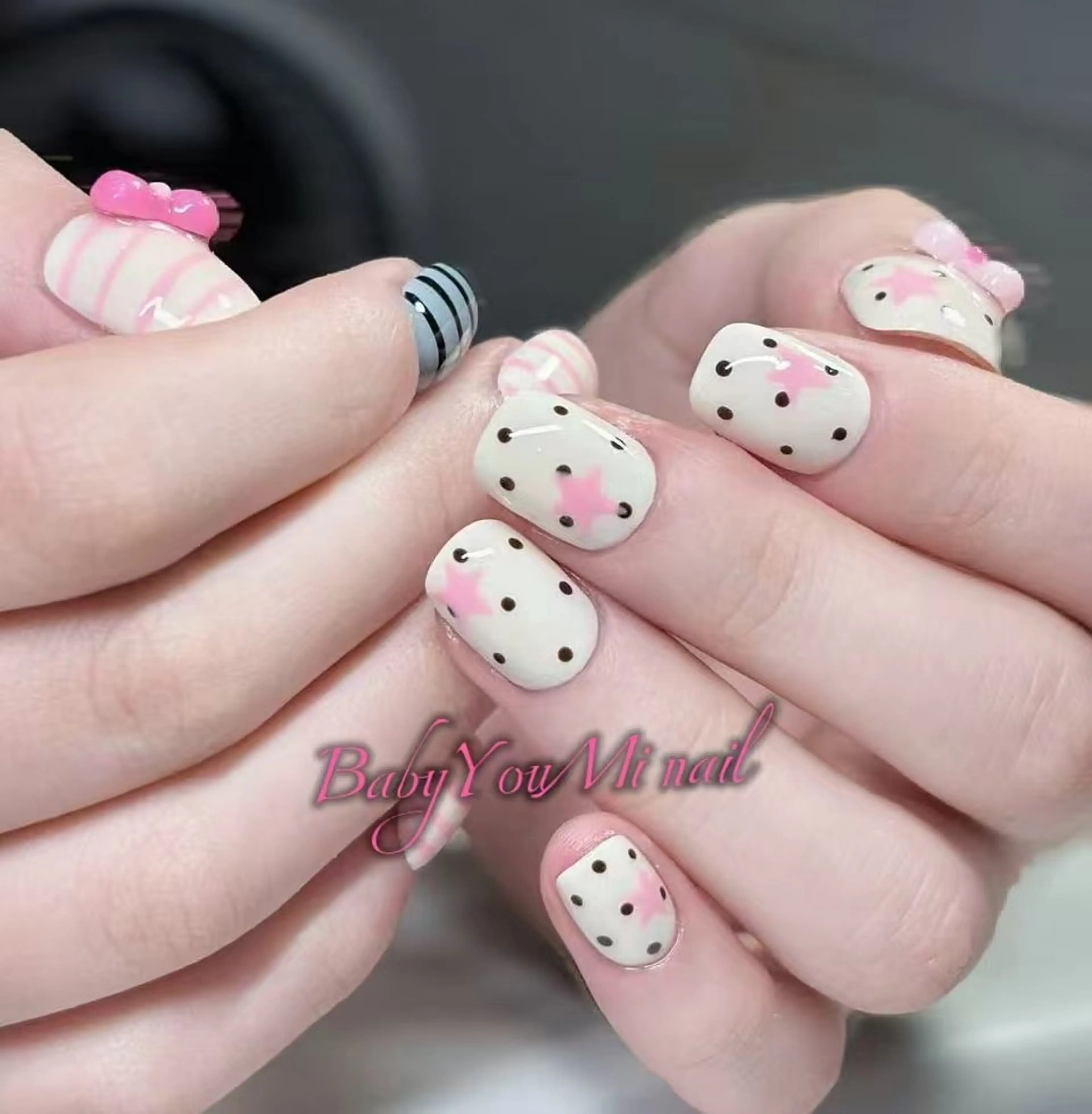 ネイル オーロラネイル フラワーネイル フットネイル フレンチネイル ジェルネイル ハンドネイル Oomiya 服部のネイルデザイン