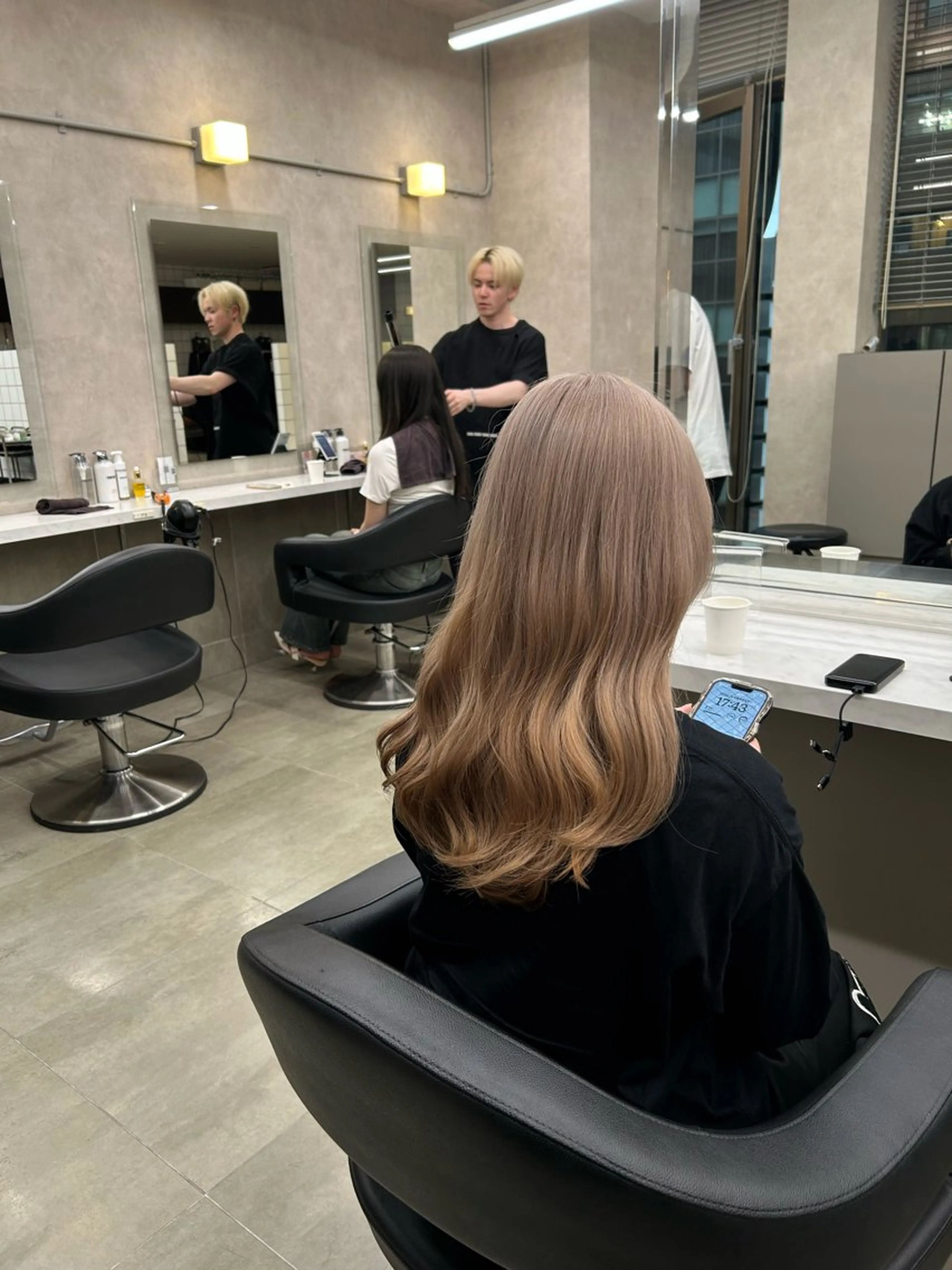 ロング カラー パーマ ヘアアレンジ メンズ キッズ 🦋韓国レイヤー｜ 透明感グレージュ🦋のヘアスタイル