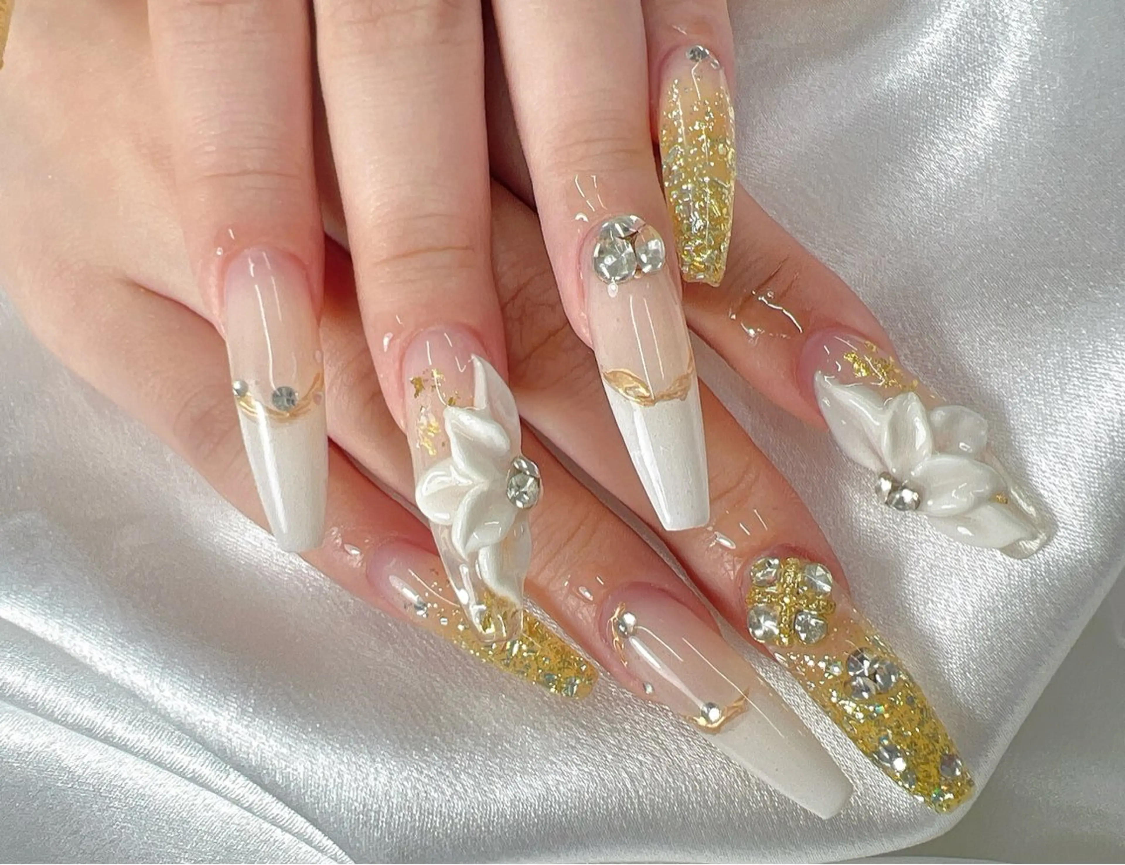 ネイル アートネイル ハンドネイル bijou nails　蓮のネイルデザイン