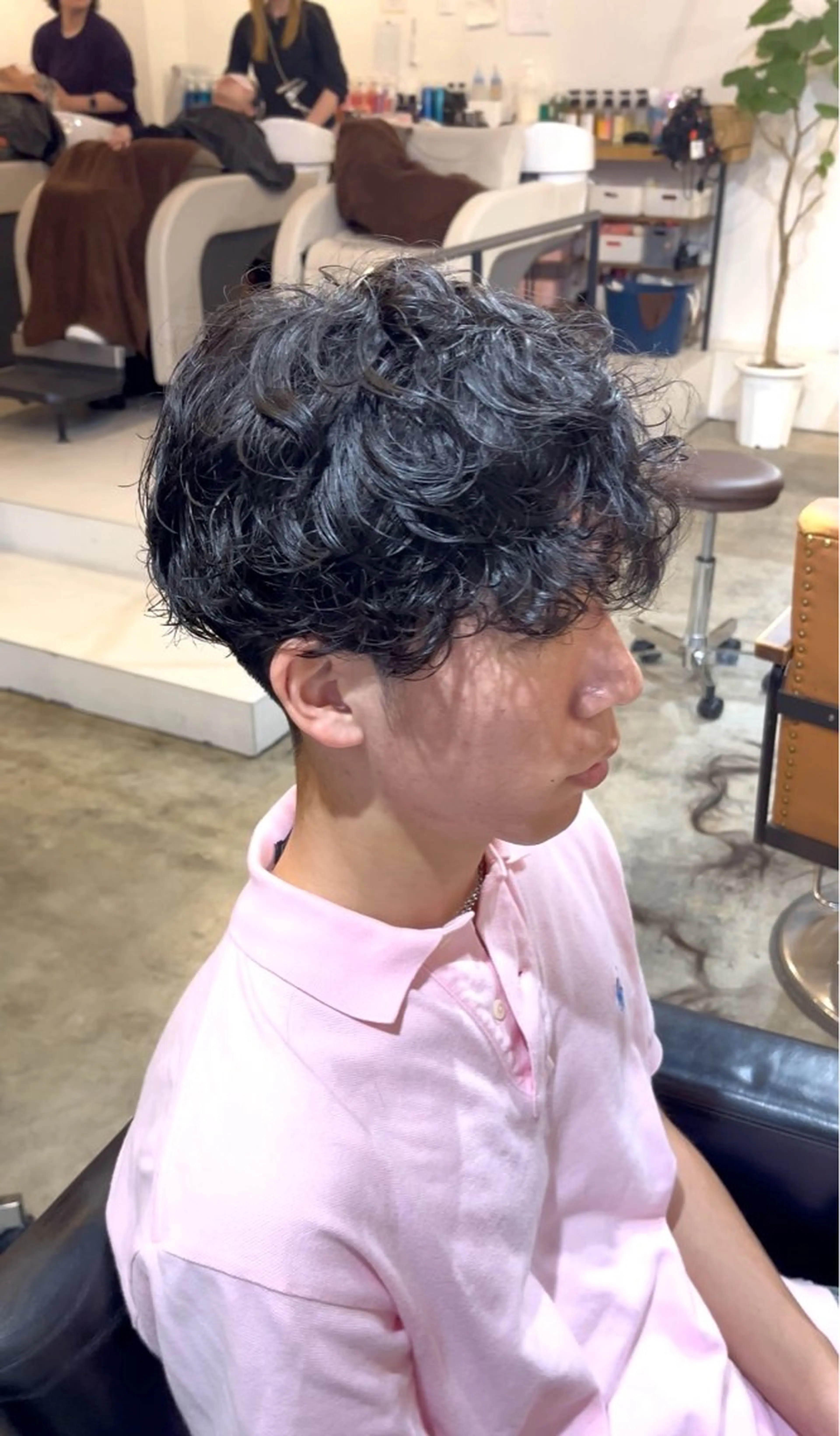 ショート パーマ メンズ メンズパーマ カット パーマ トイ ハルトのヘアスタイル