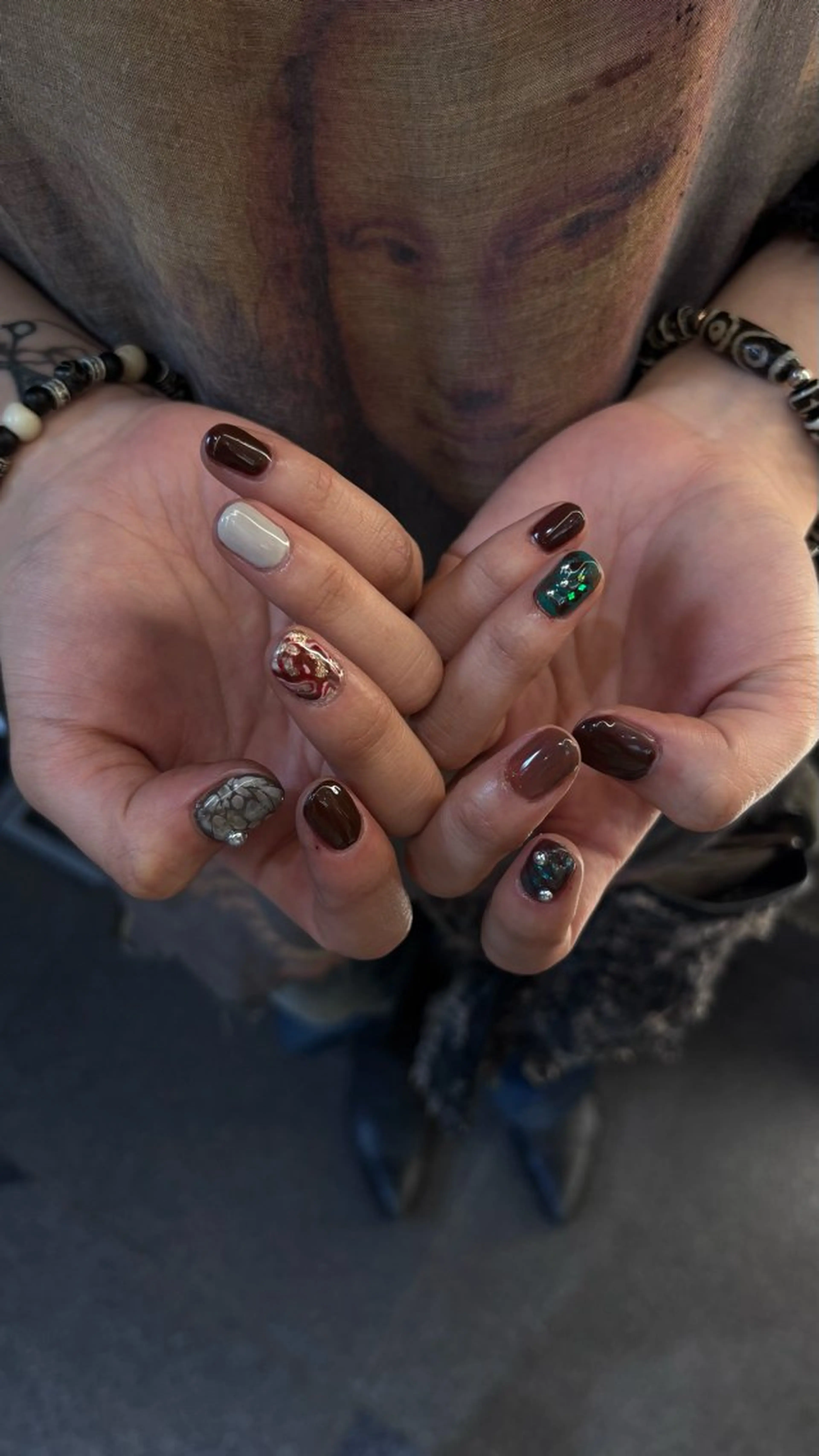 ネイル ハイトーンカラー🫧 🥣KYOKAのヘアスタイル