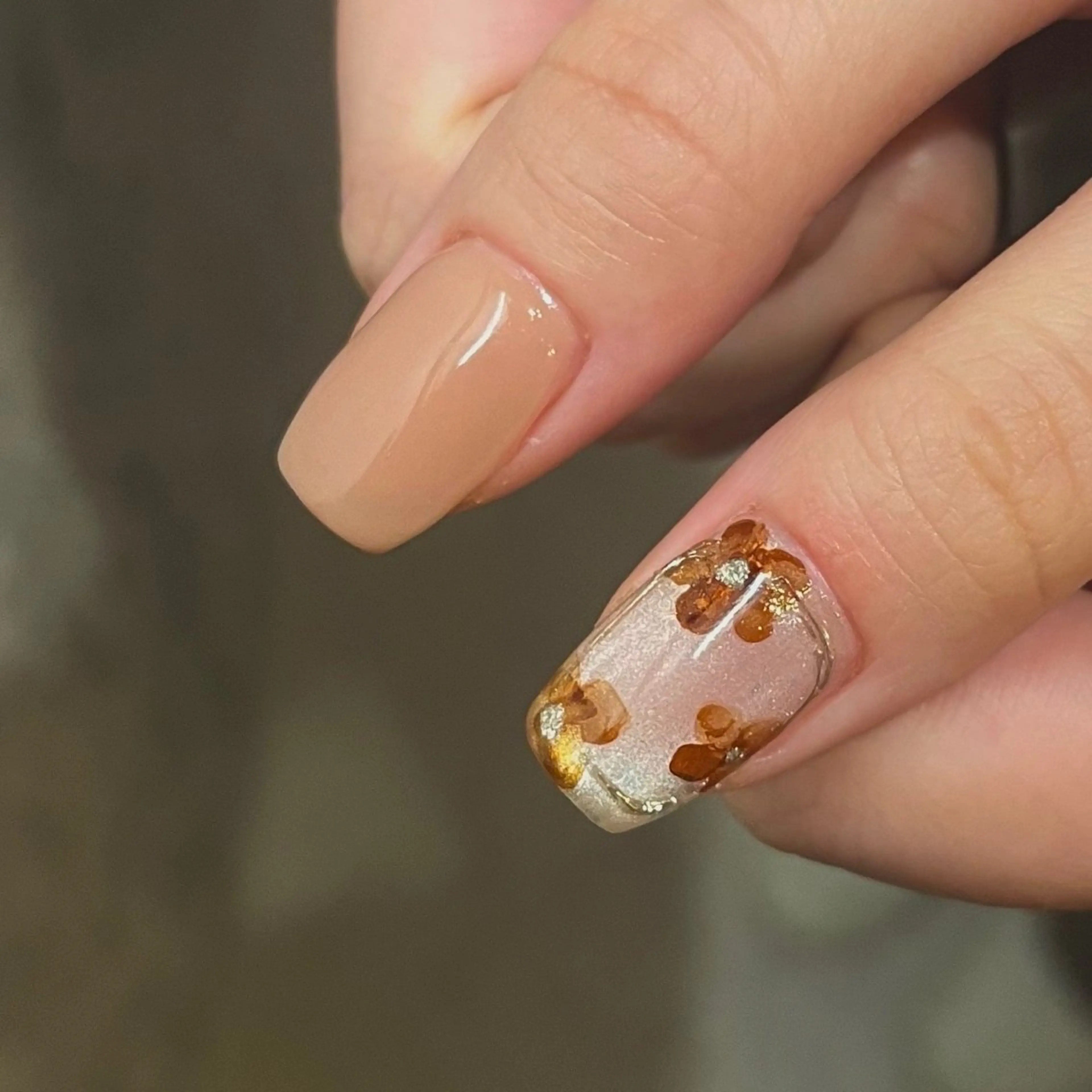 ネイル ニュアンスネイル ハンドネイル MORE-NAIL所属・Miki. MORE -NAILのネイルデザイン