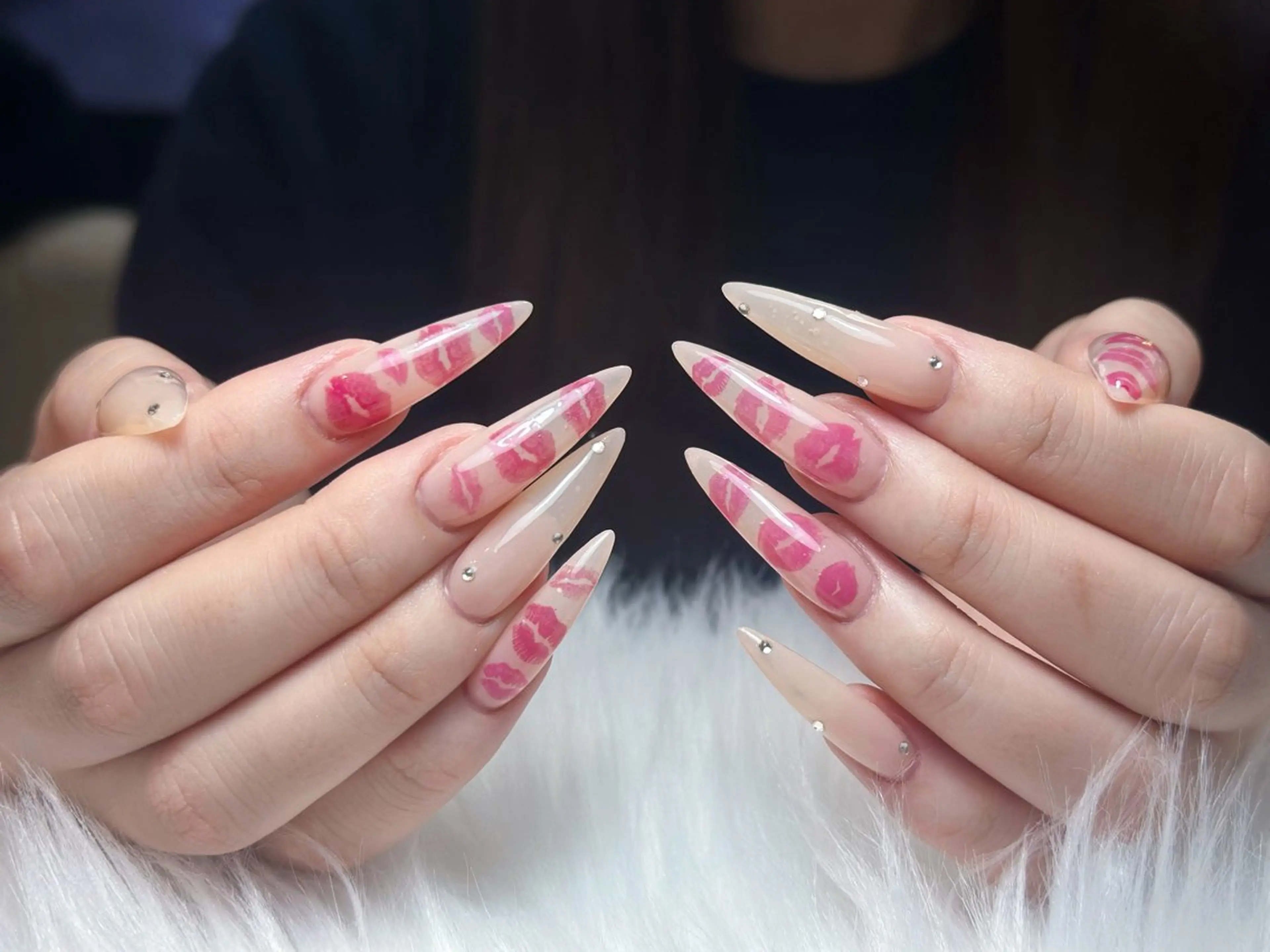ネイル アートネイル ジェルネイル ニュアンスネイル シンプルネイル ネイルチップ ハンドネイル Nienail_ Luxeのネイルデザイン