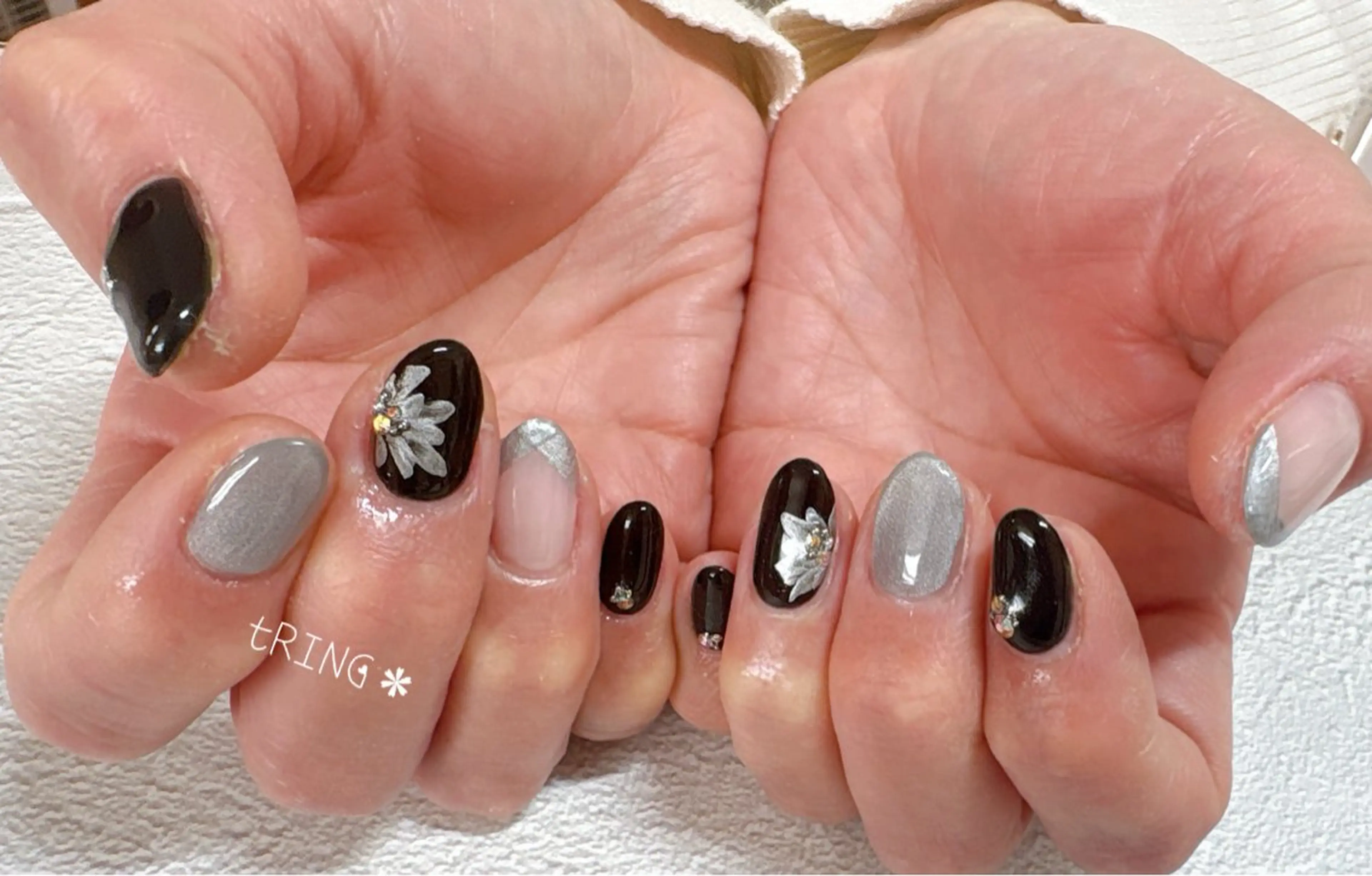 ネイル ハンドネイル tRING＊ しいの木台のネイルデザイン