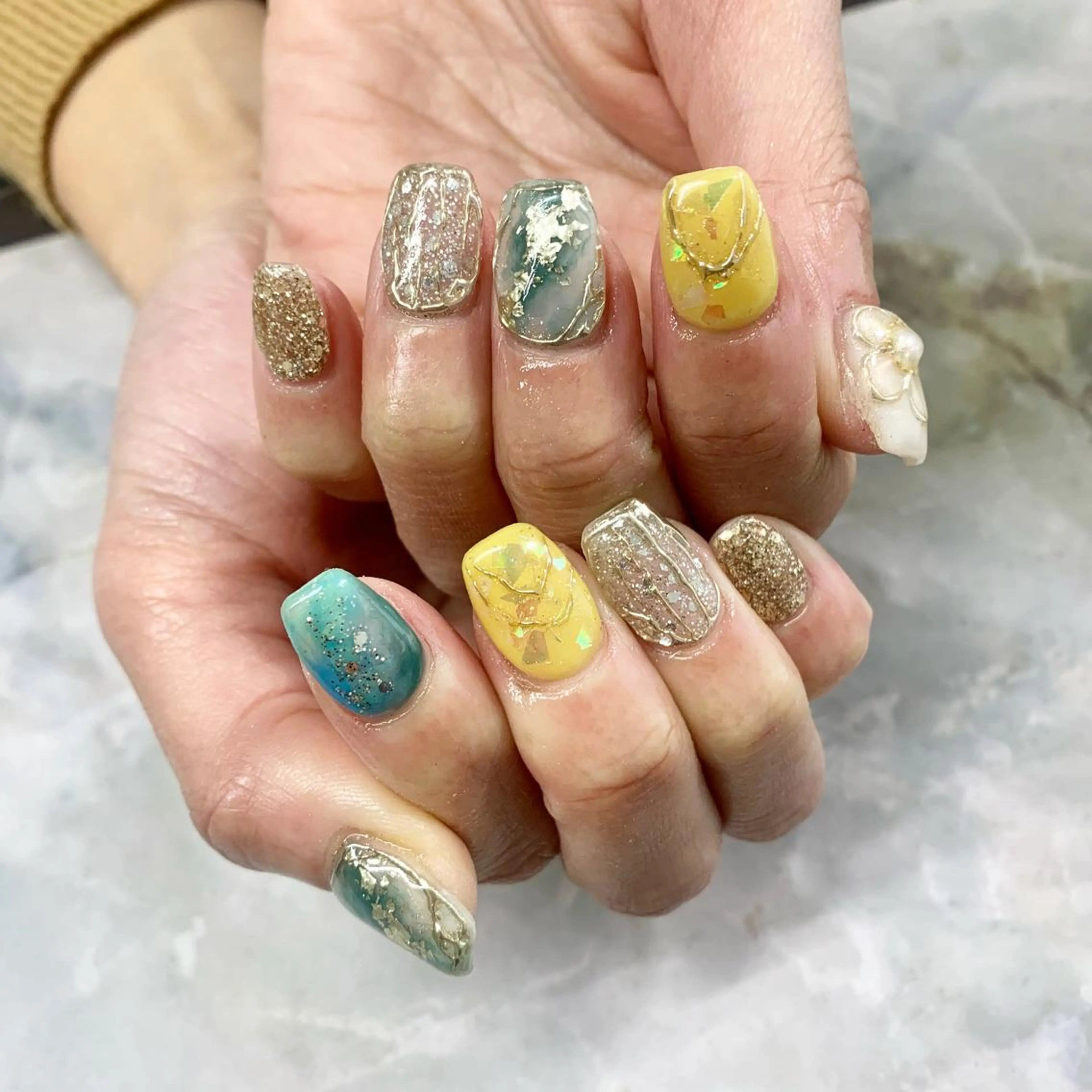 ネイル アイブロウ 持ち込み pu muのネイルデザイン