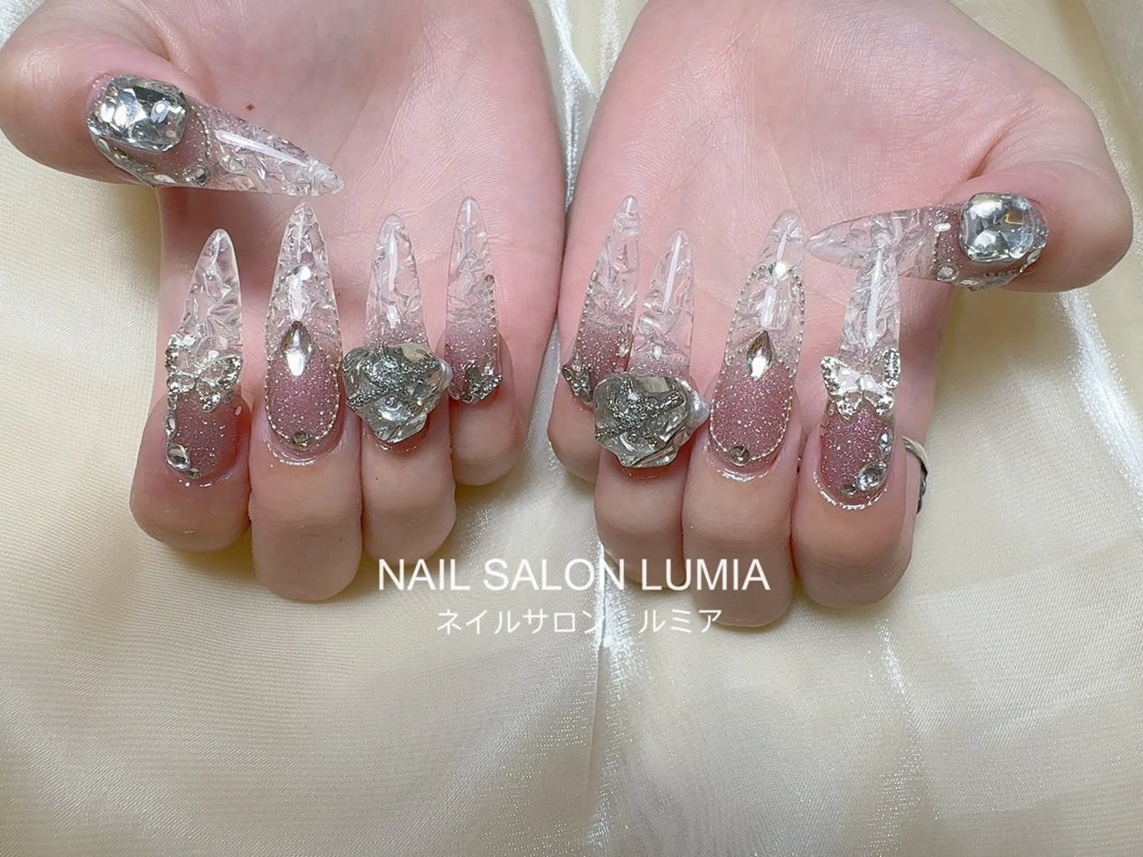 ネイル ハンドネイル ネイルサロン ルミア Lumia 店長のネイルデザイン