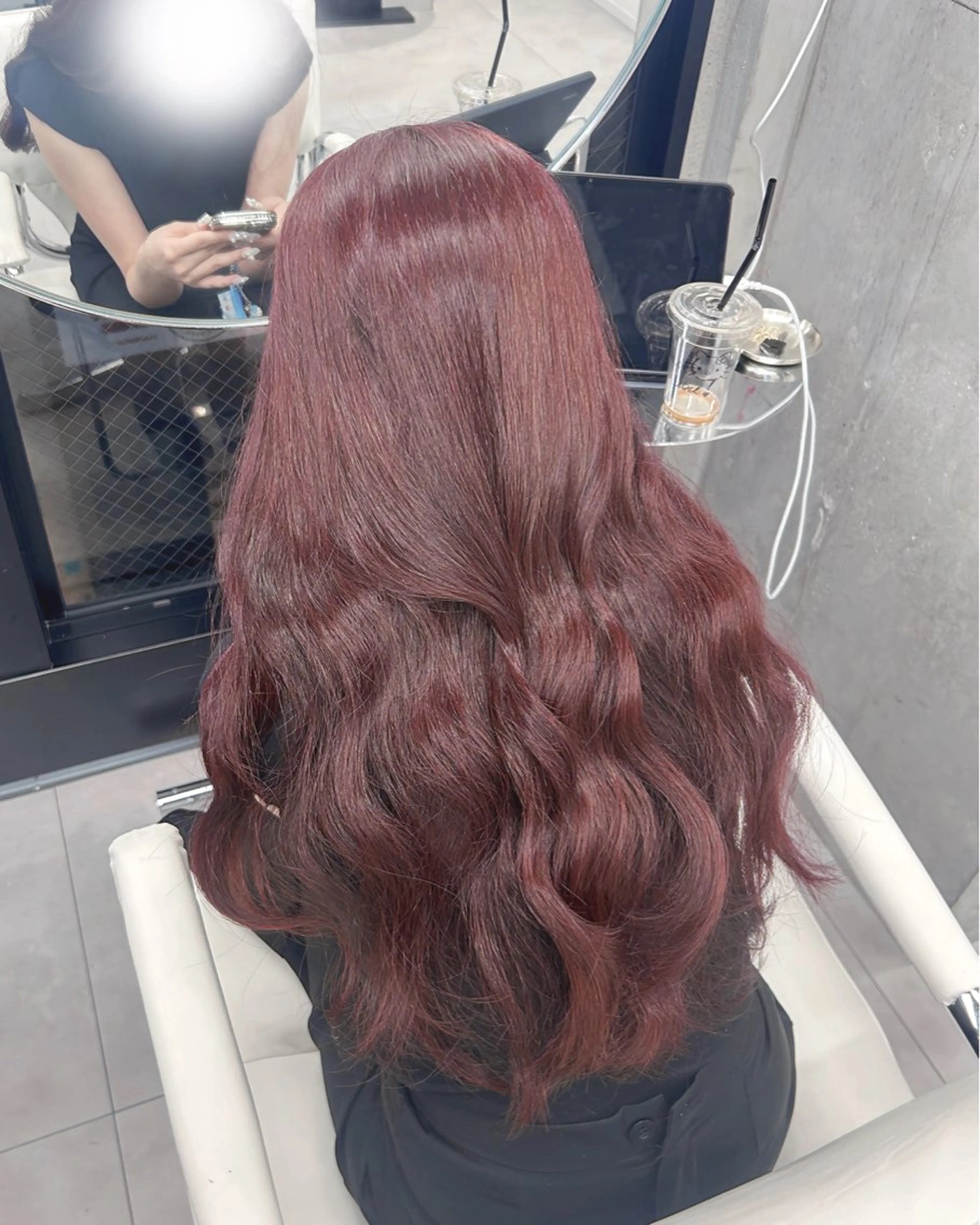 ロング カラー ボルドーカラー 透明感カラー ピンクカラー ヘアカラー トリートメント ヘアセット ゆうさ ❥ ボブ 美髪矯正.⋆𝜗𝜚のヘアスタイル