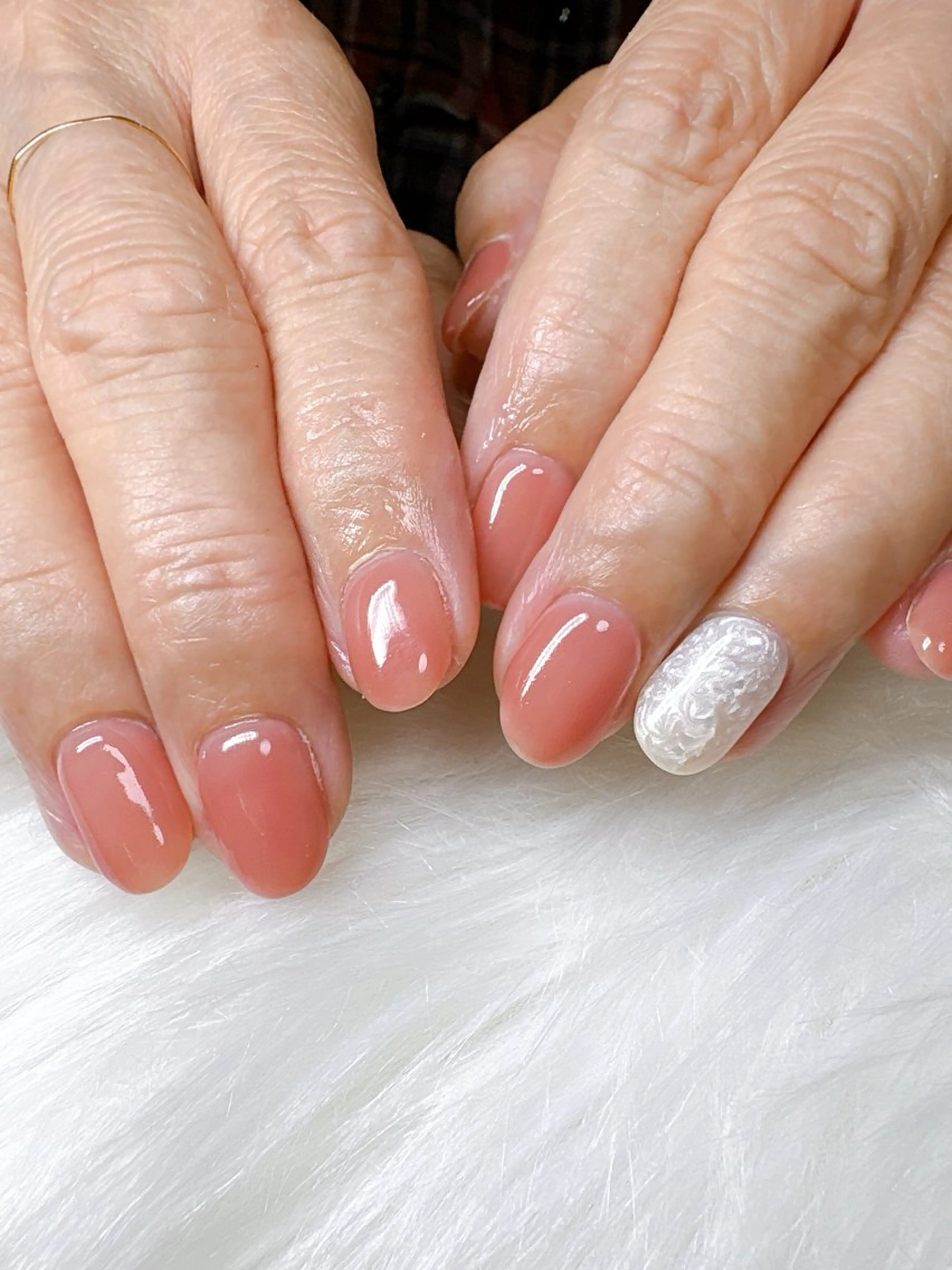 ネイル 寺山 千鶴のネイルデザイン