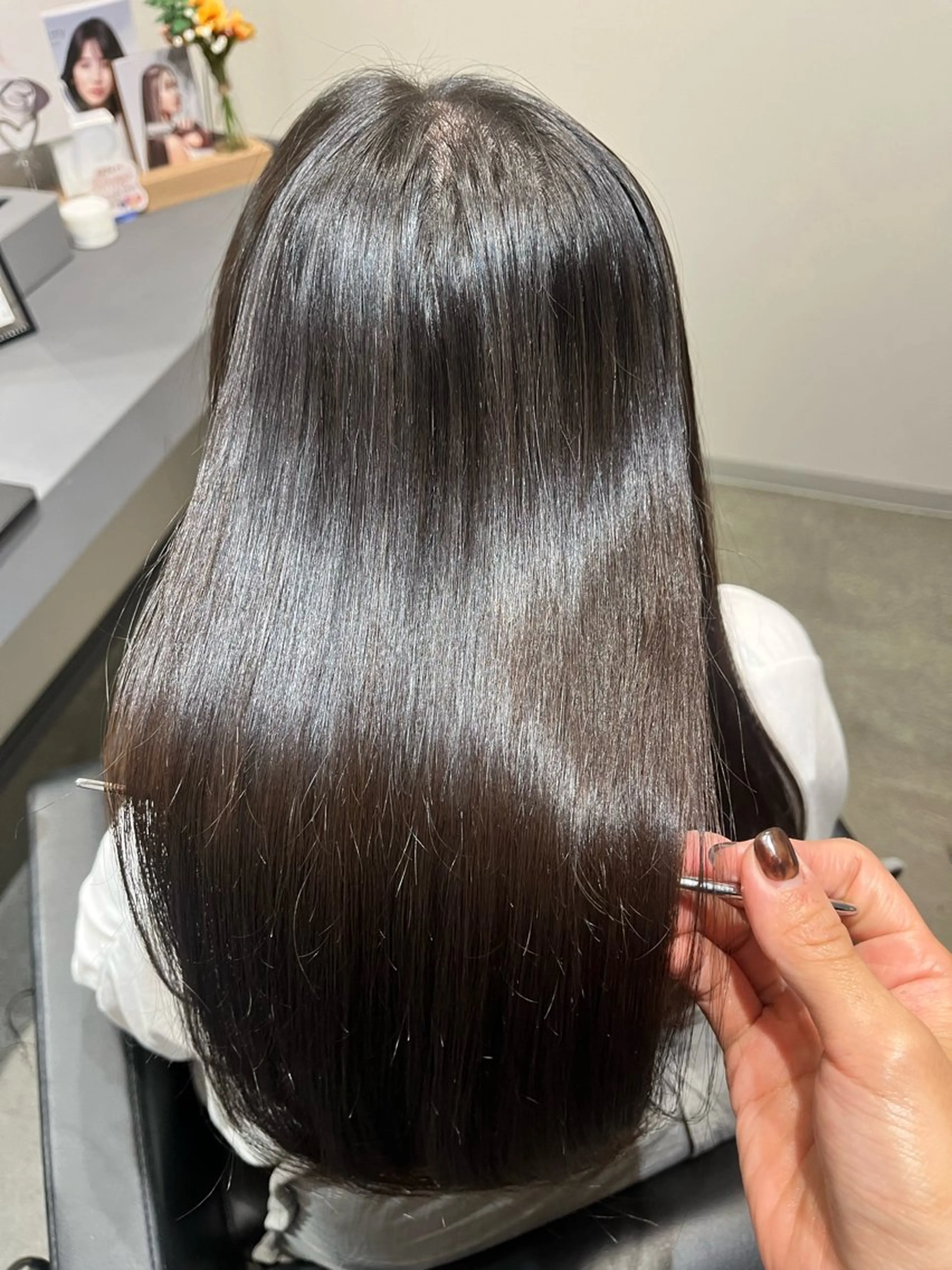 セミロング パーマ カット 縮毛矯正 堀越 エリのヘアスタイル