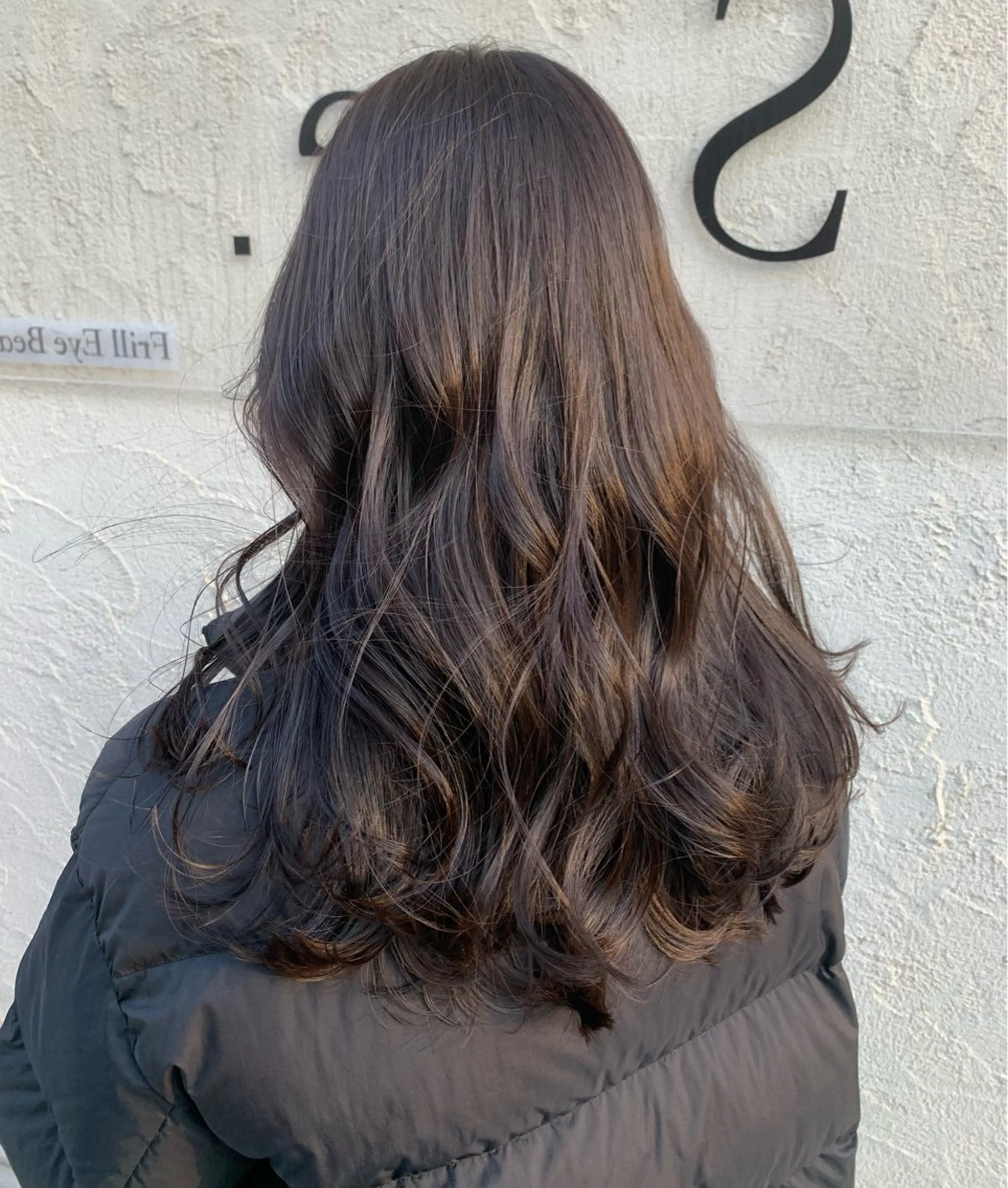 セミロング カラー アッシュ アッシュブラウン ブラウンカラー レイヤーカット 西村 弘輝 パーマ/艶髪カラーのヘアスタイル