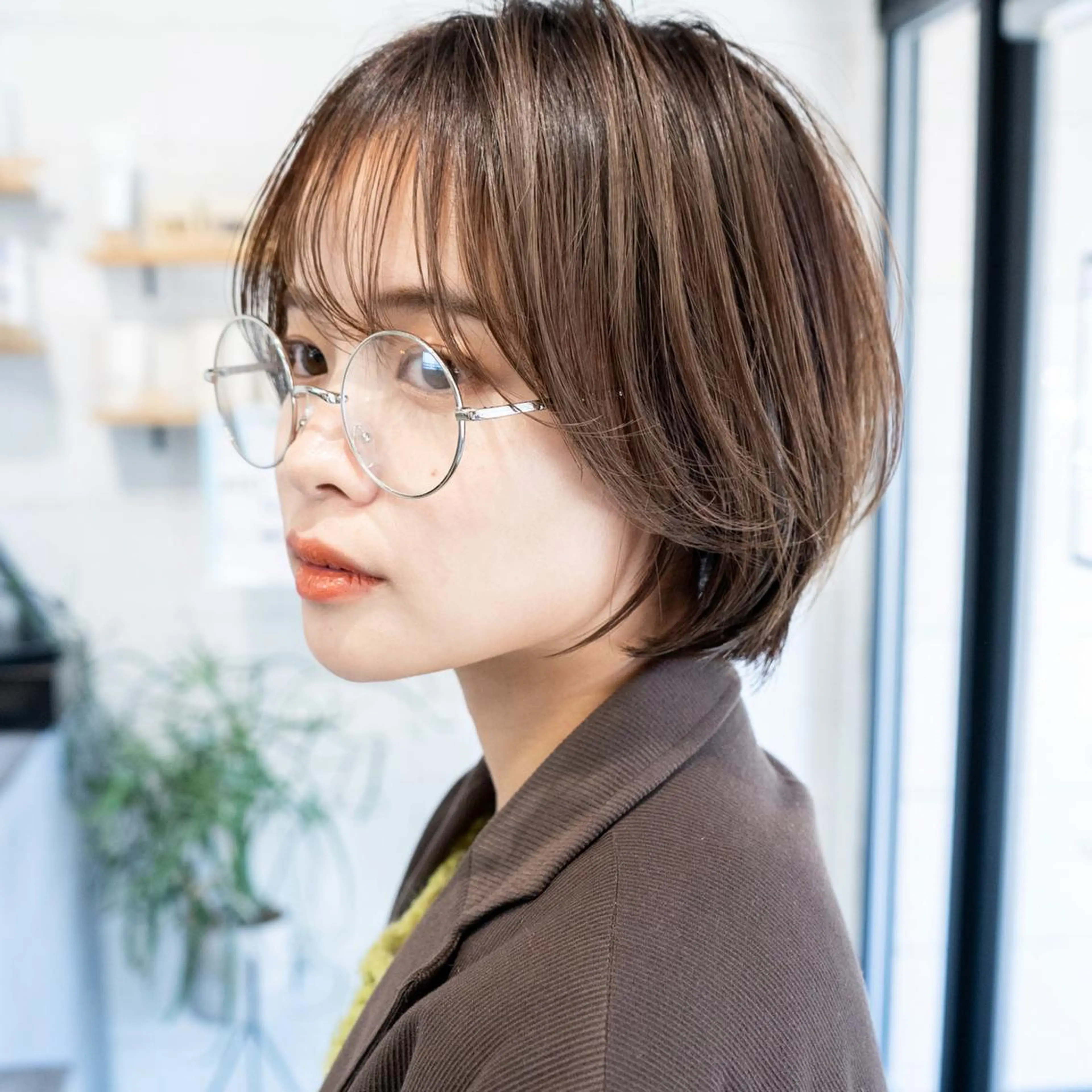 ショート ショートヘア カット トリートメント 巻ける髪質改善で美髪 にデザイン✨/よしみのヘアスタイル