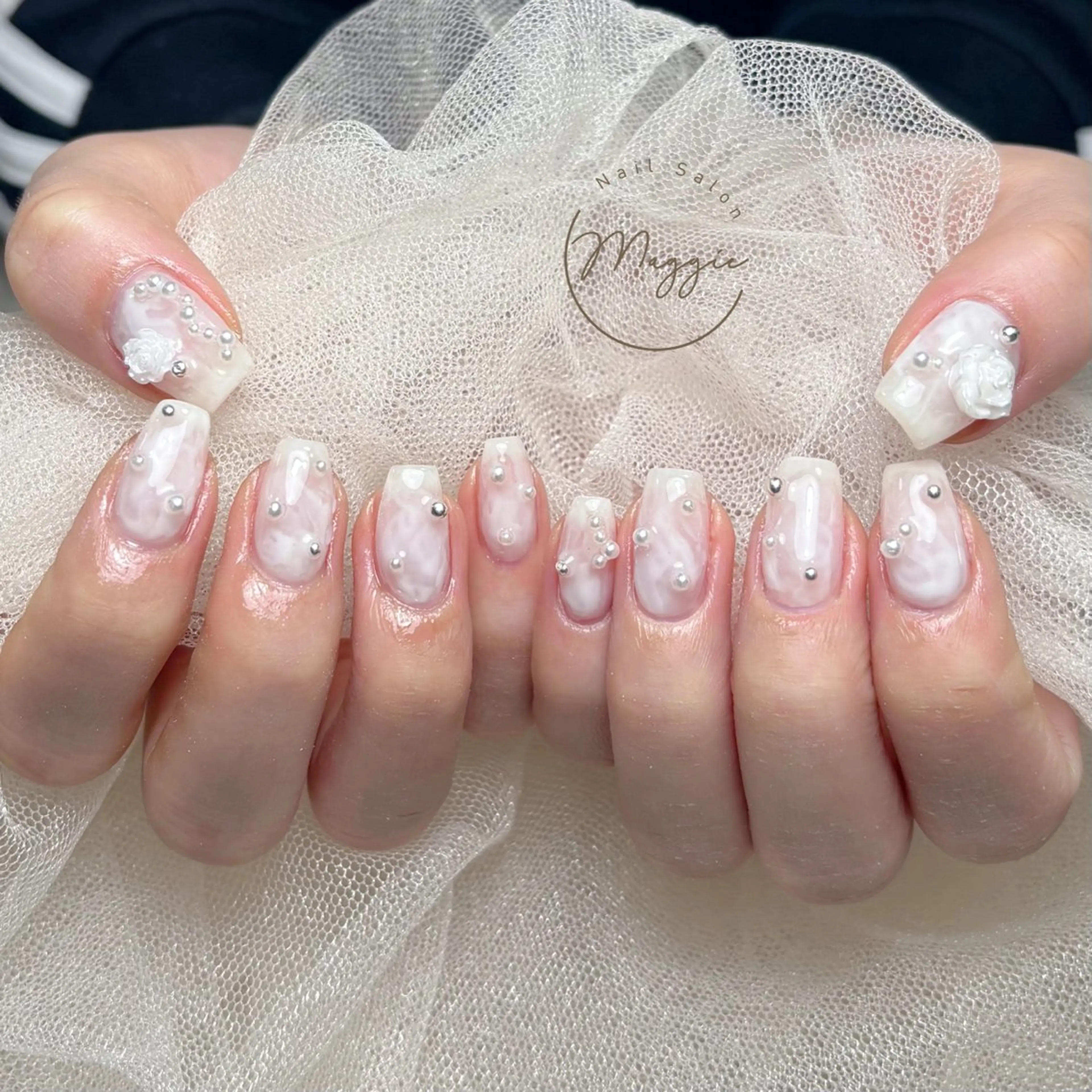 ネイル 持ち込み ニュアンスネイル ハンドネイル Ti miのネイルデザイン