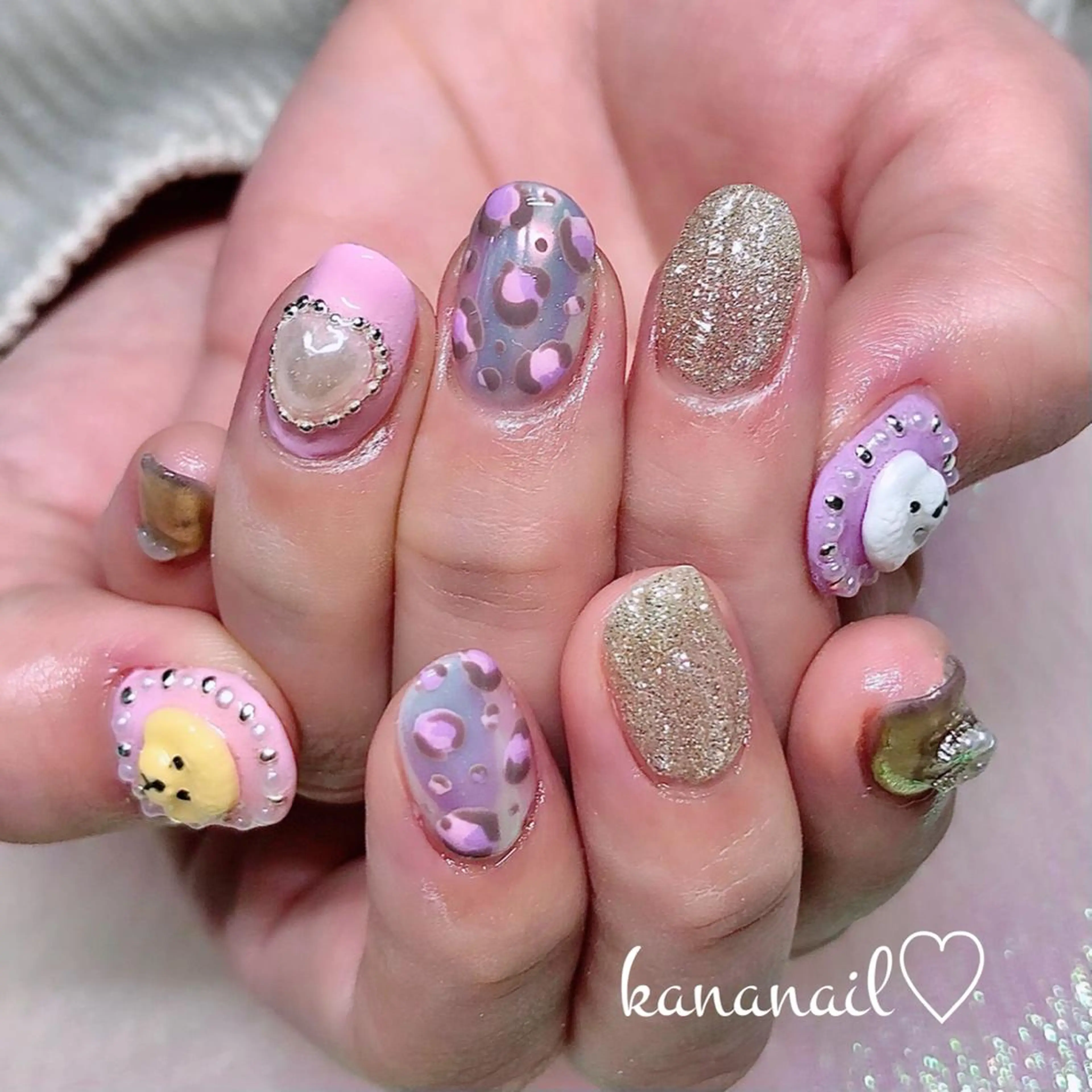ネイル アニマル柄 ミディアムネイル kananail ♡のネイルデザイン