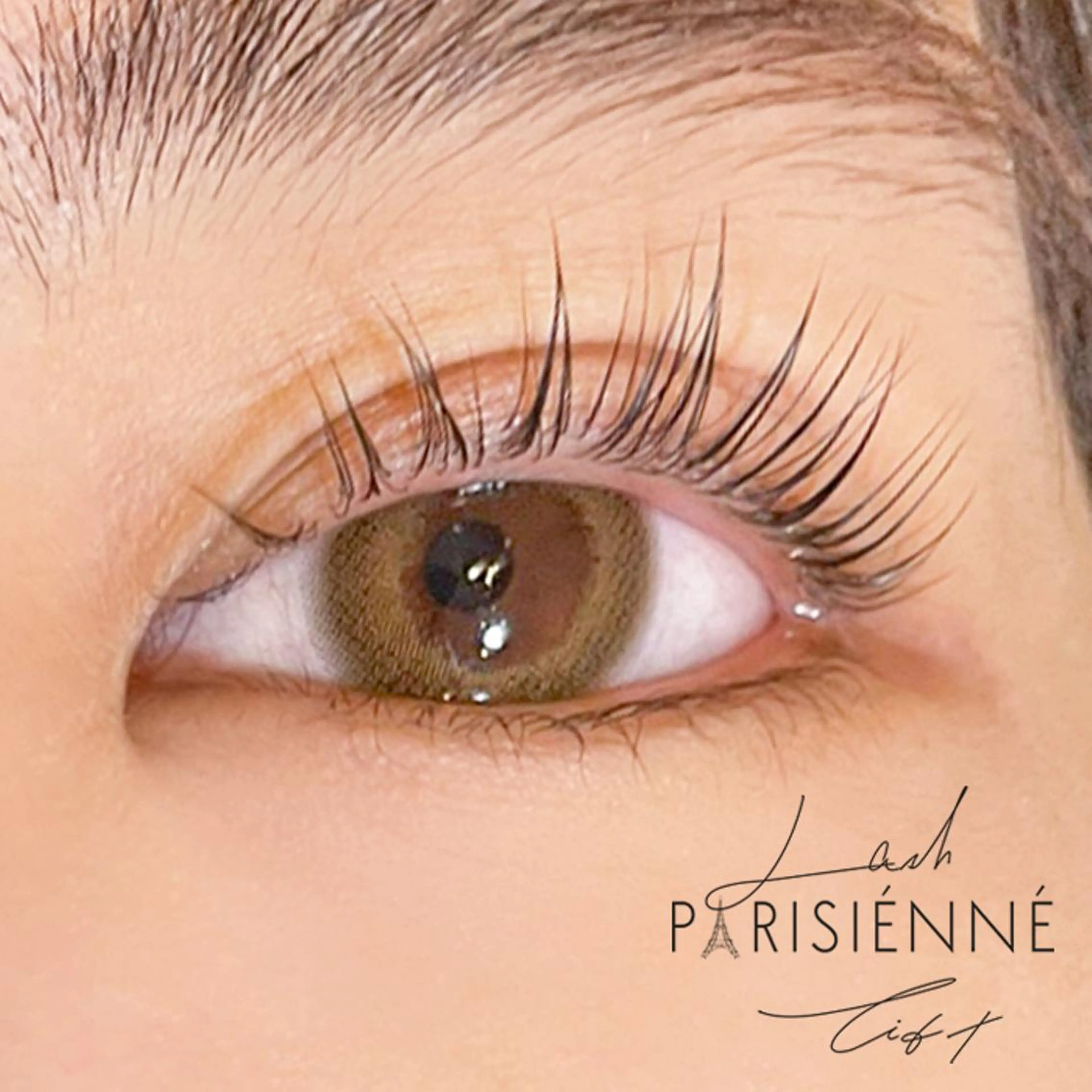 マツエク・マツパ パリジェンヌラッシュリフト マツパ Mii .のマツエク・マツパデザイン