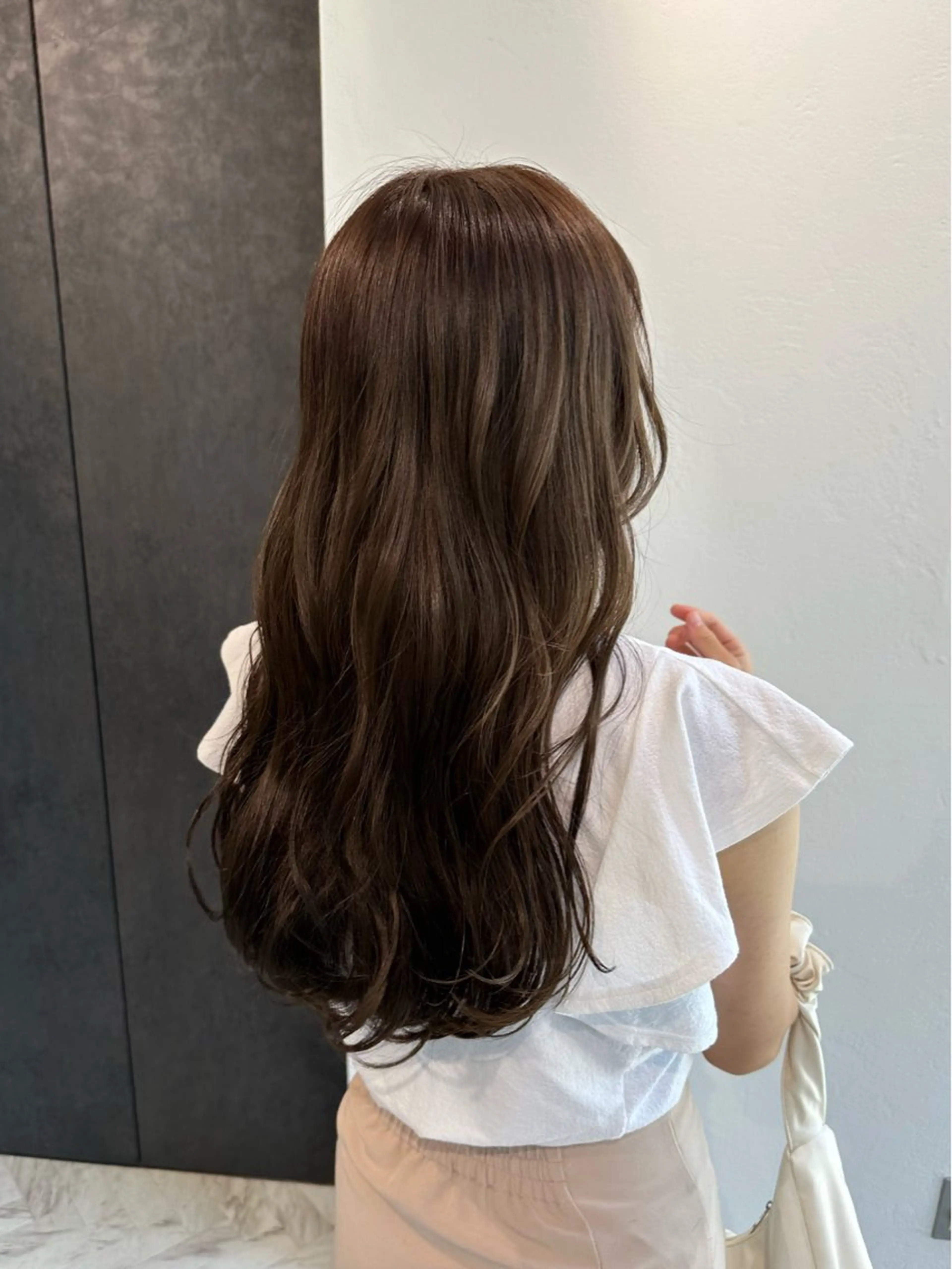 ロング カラー ヘアアレンジ ブラウンカラー オリーブブラウン ロング フェミニンスタイル/ 艶カラー/amiのヘアスタイル