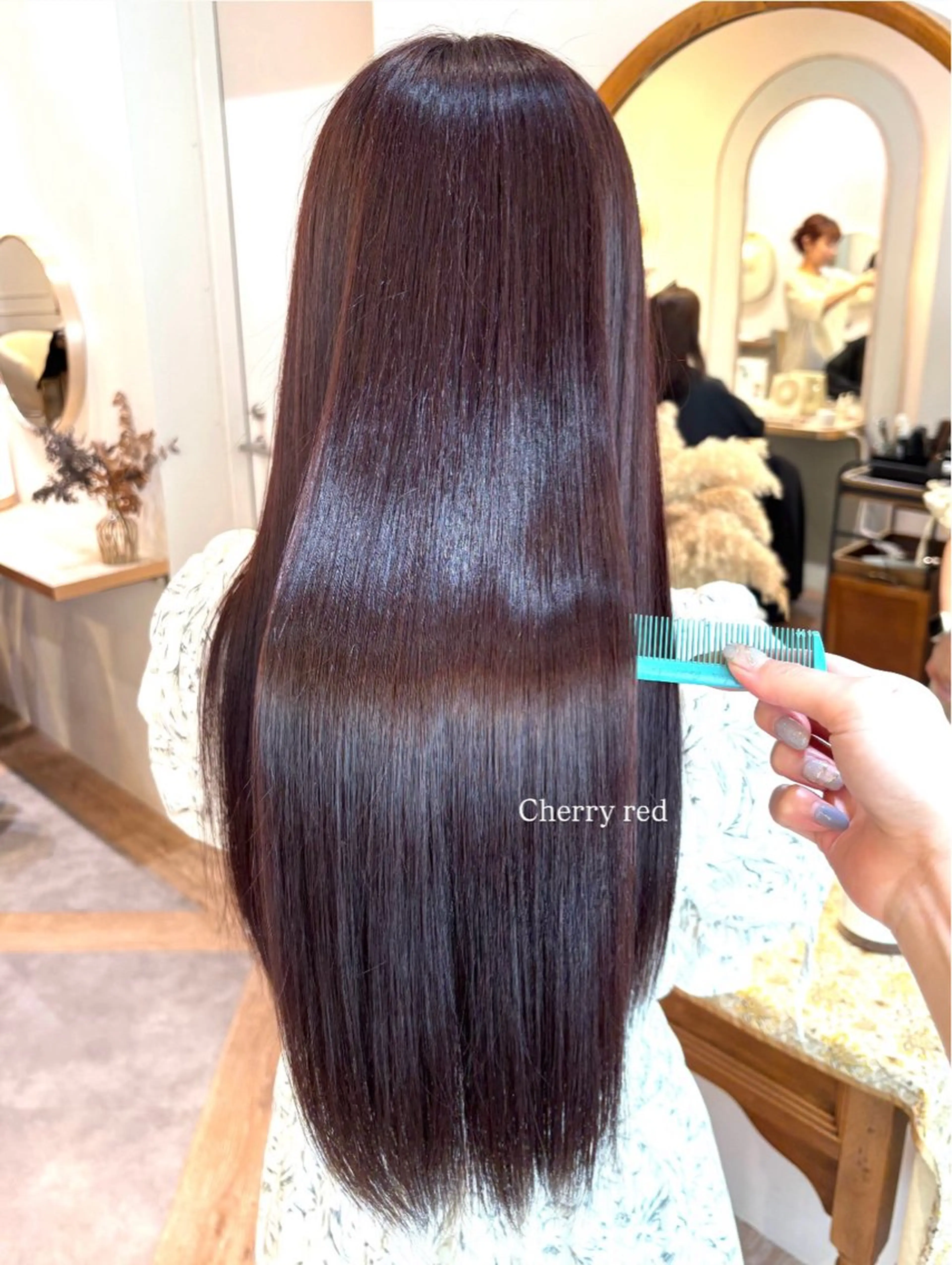 ロング カット ヘアカラー トリートメント Ruchika .のヘアスタイル