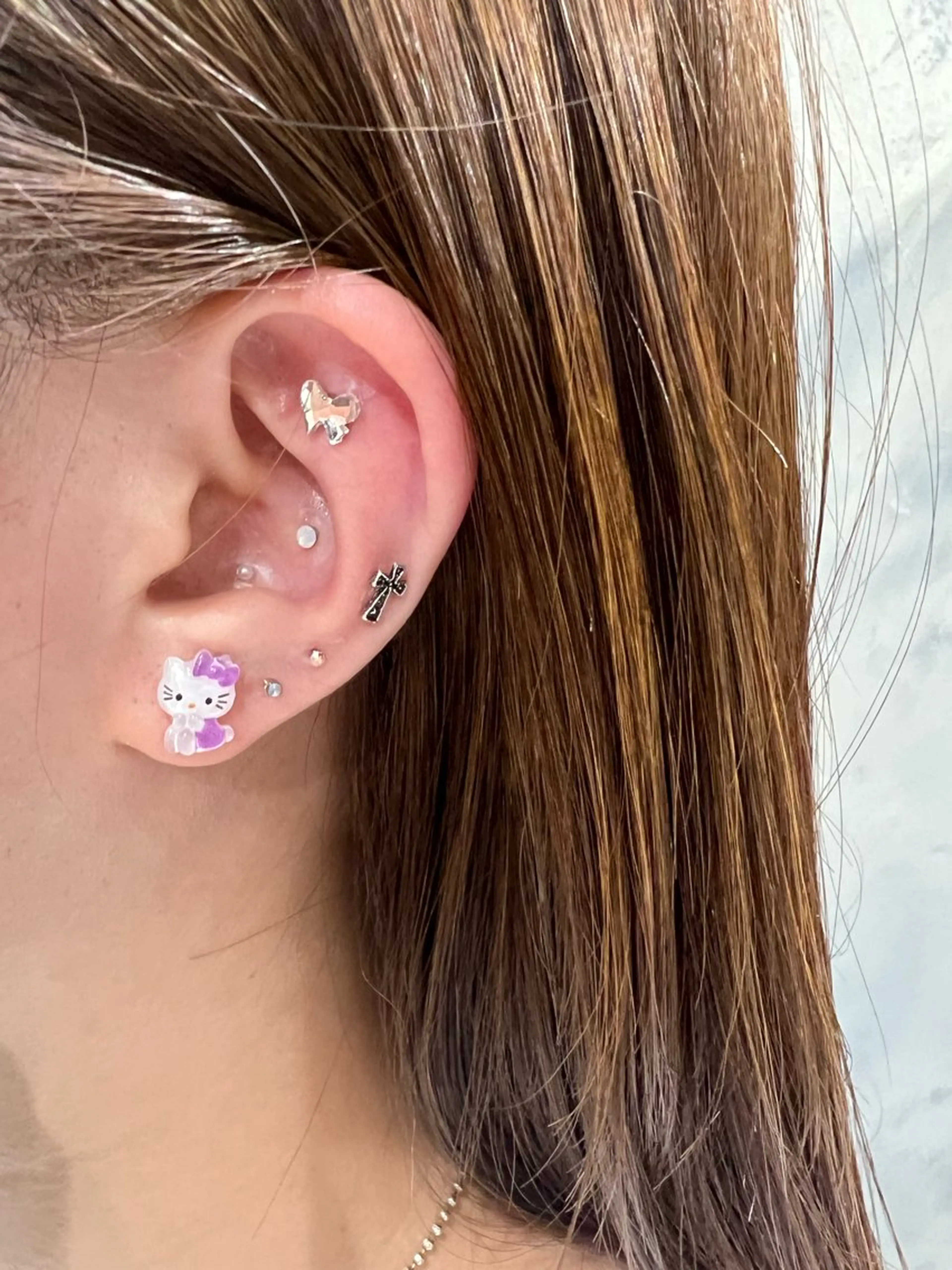 耳ツボジュエリーつけ放題コース👂🏻💎の写真