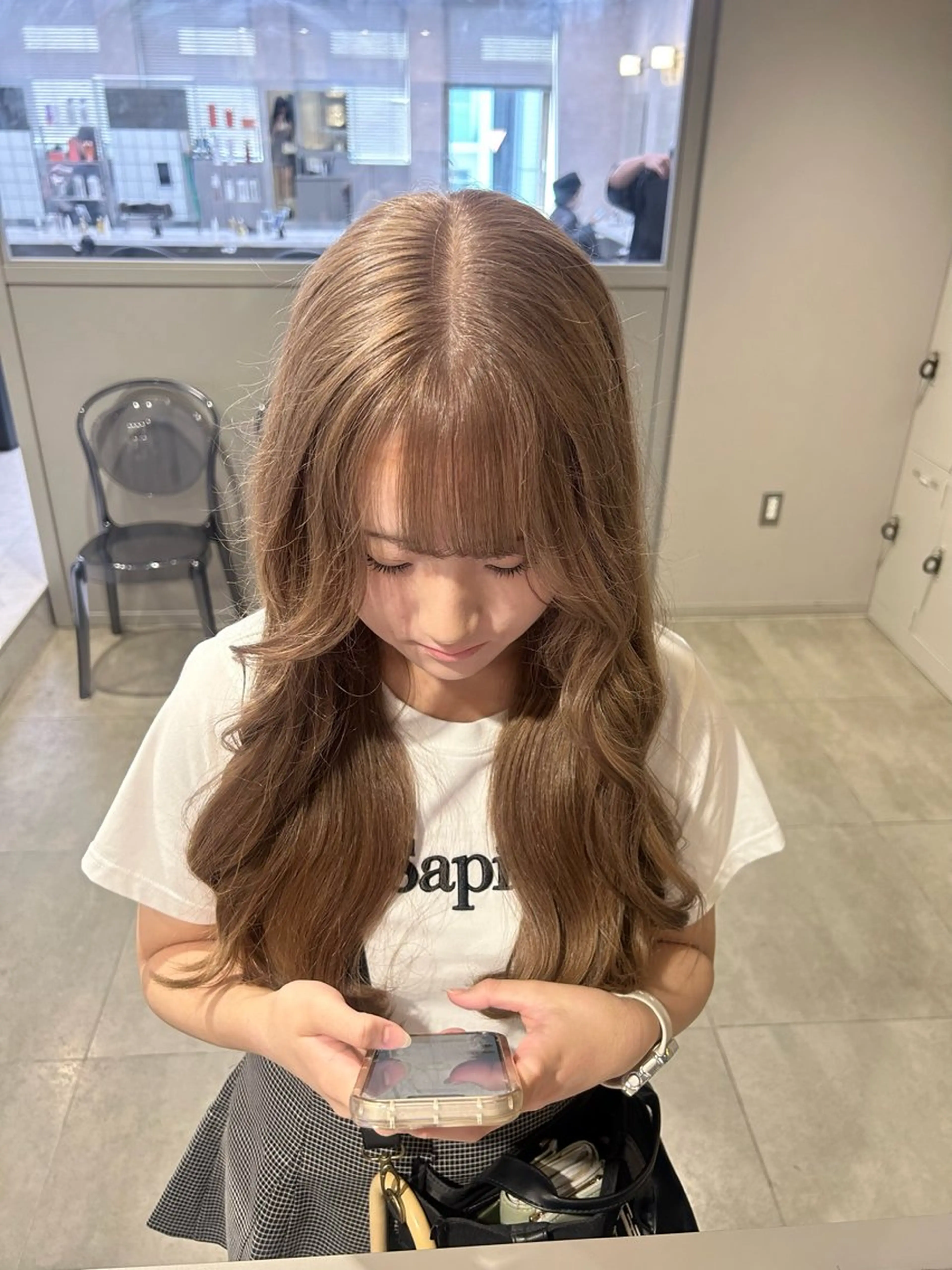 カラー ヘアカラー トリートメント 透明感ベージュ🤎 ナチュラルレイヤーのヘアスタイル