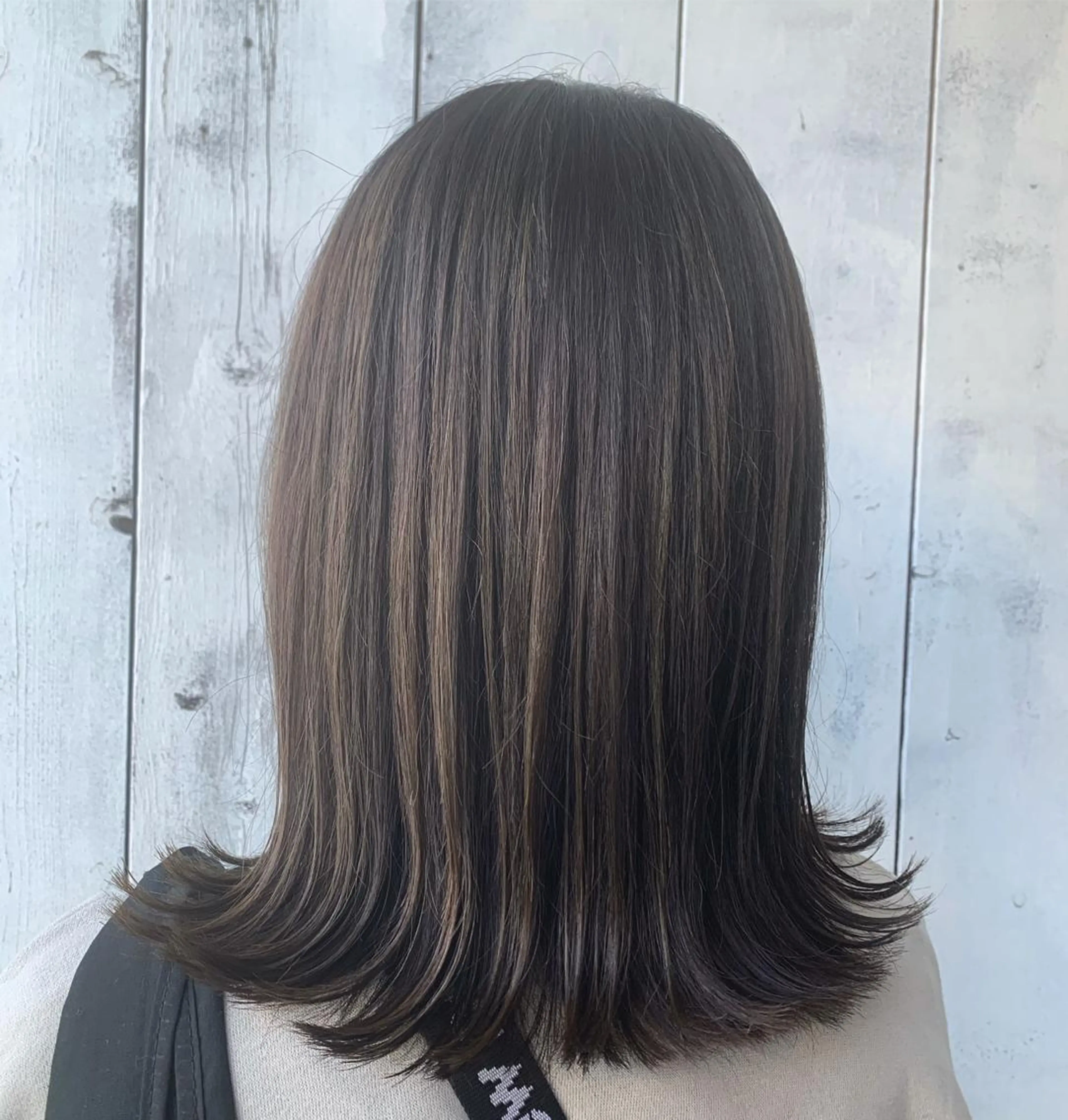 セミロング カラー ヘアカラー トリートメント 菅野 美咲のヘアスタイル