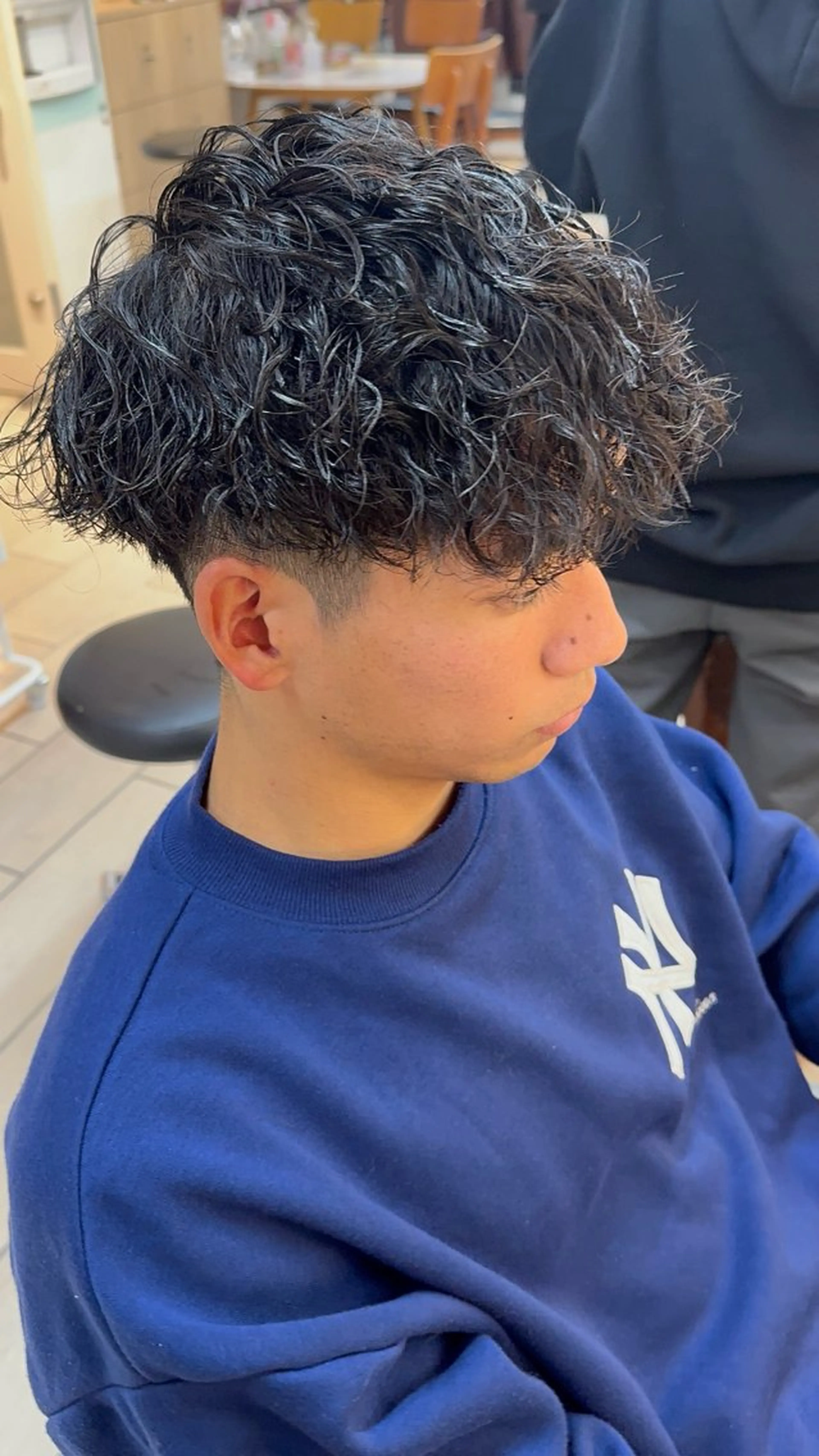 パーマ メンズ フェードカット マッシュ メンズパーマ ツイストスパイラルパーマ スパイラルパーマ カット パーマ 🌞塙 湧貴🌞のヘアスタイル