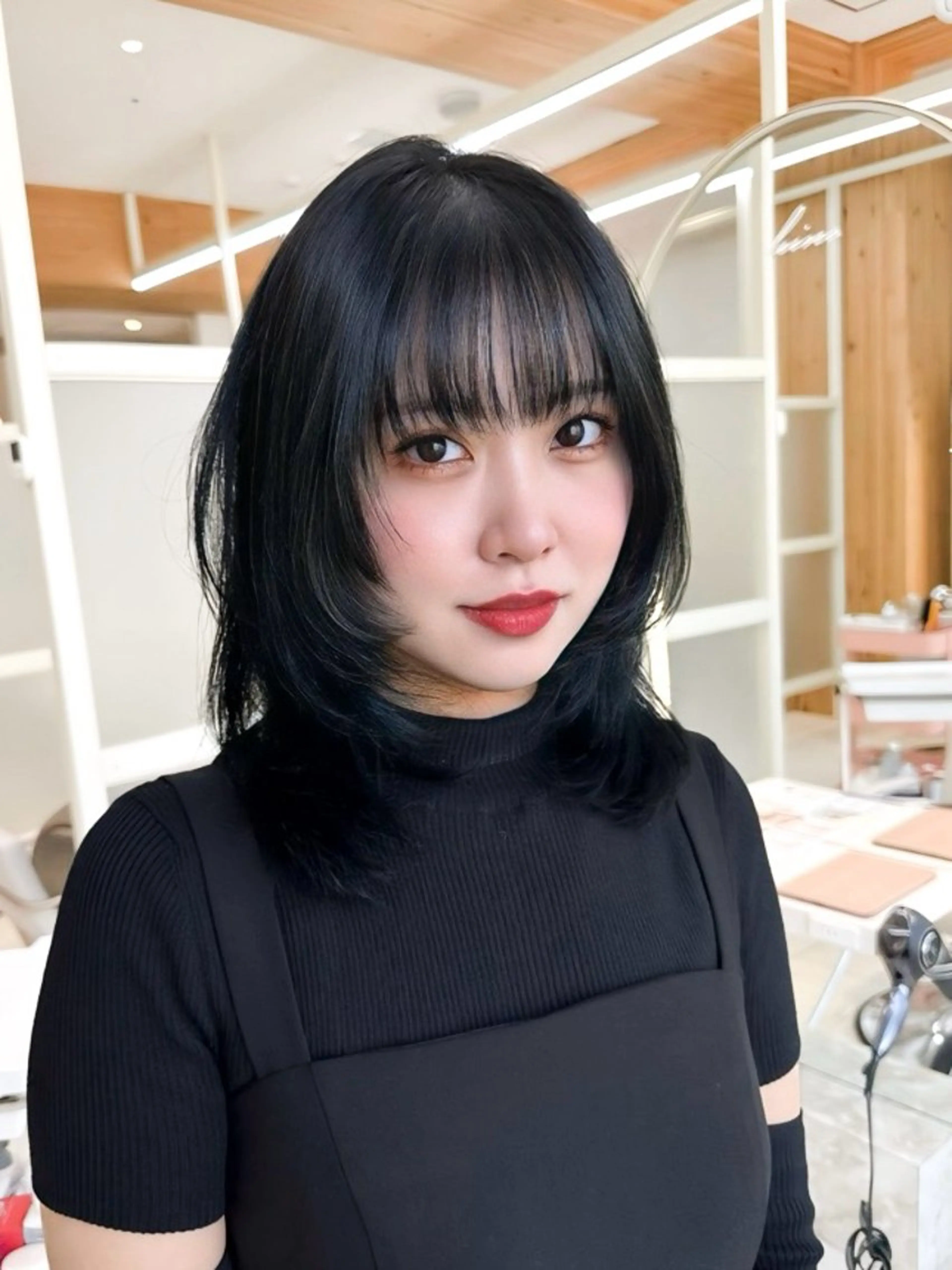 セミロング カラー 韓国風ヘア レイヤーカット カット ヘアカラー トリートメント 顔周り特化/韓国ヘア /レイヤー/吉野幸大のヘアスタイル