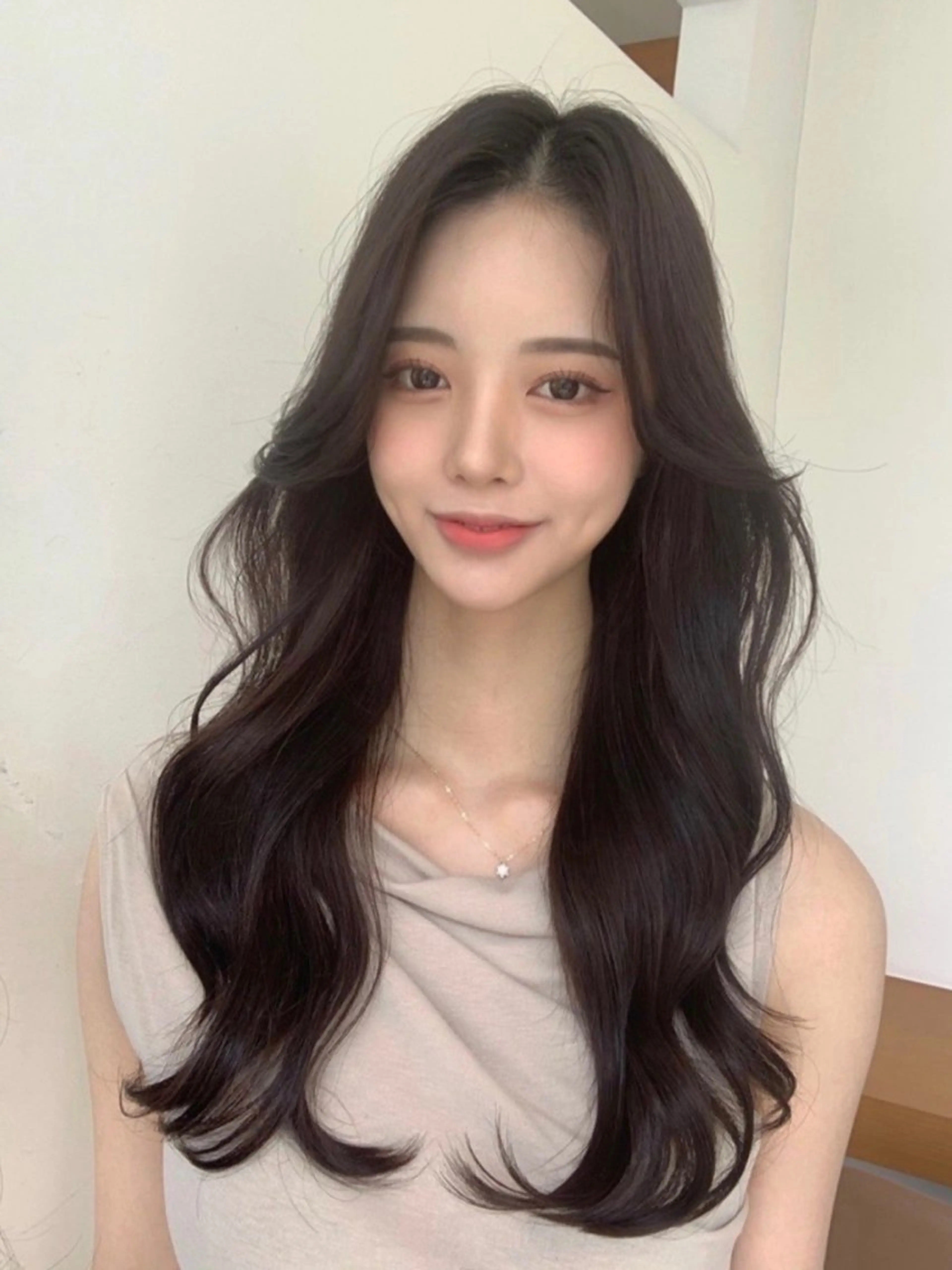 ロング カラー 黒髪 透明感カラー 巻ける縮毛矯正 Sachi🐰のヘアスタイル