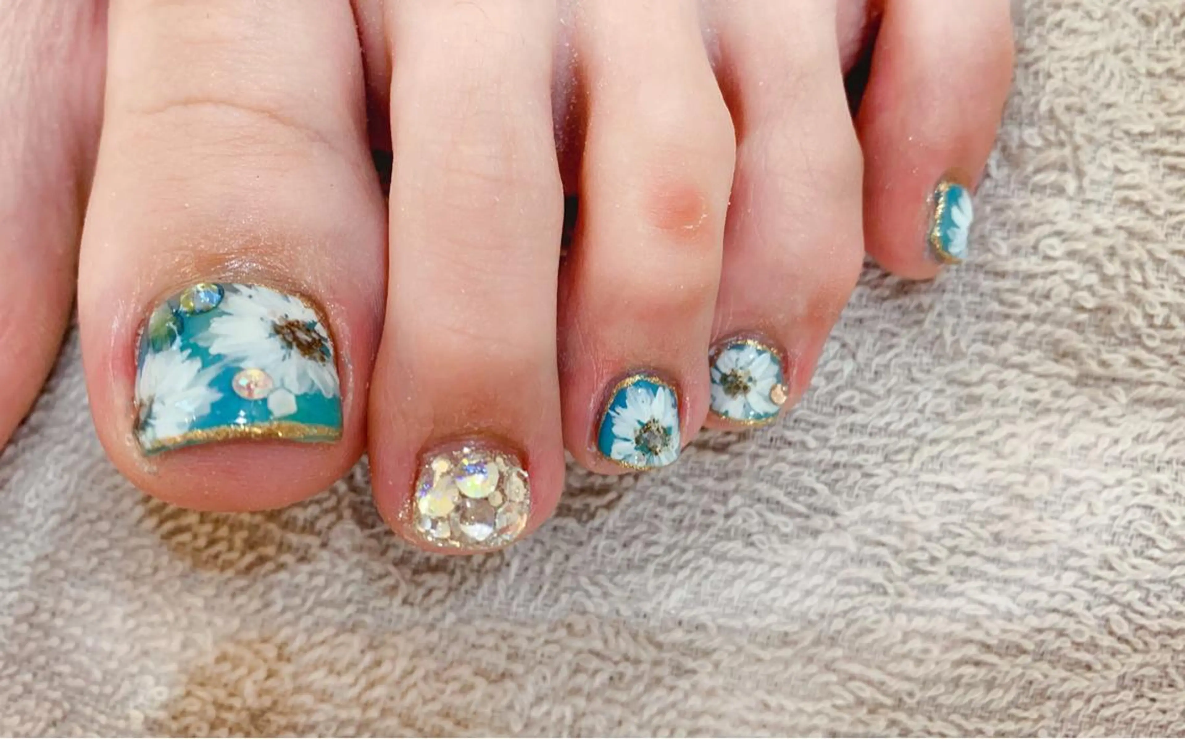 ネイル フットネイル nail salon Pink Aliceのネイルデザイン