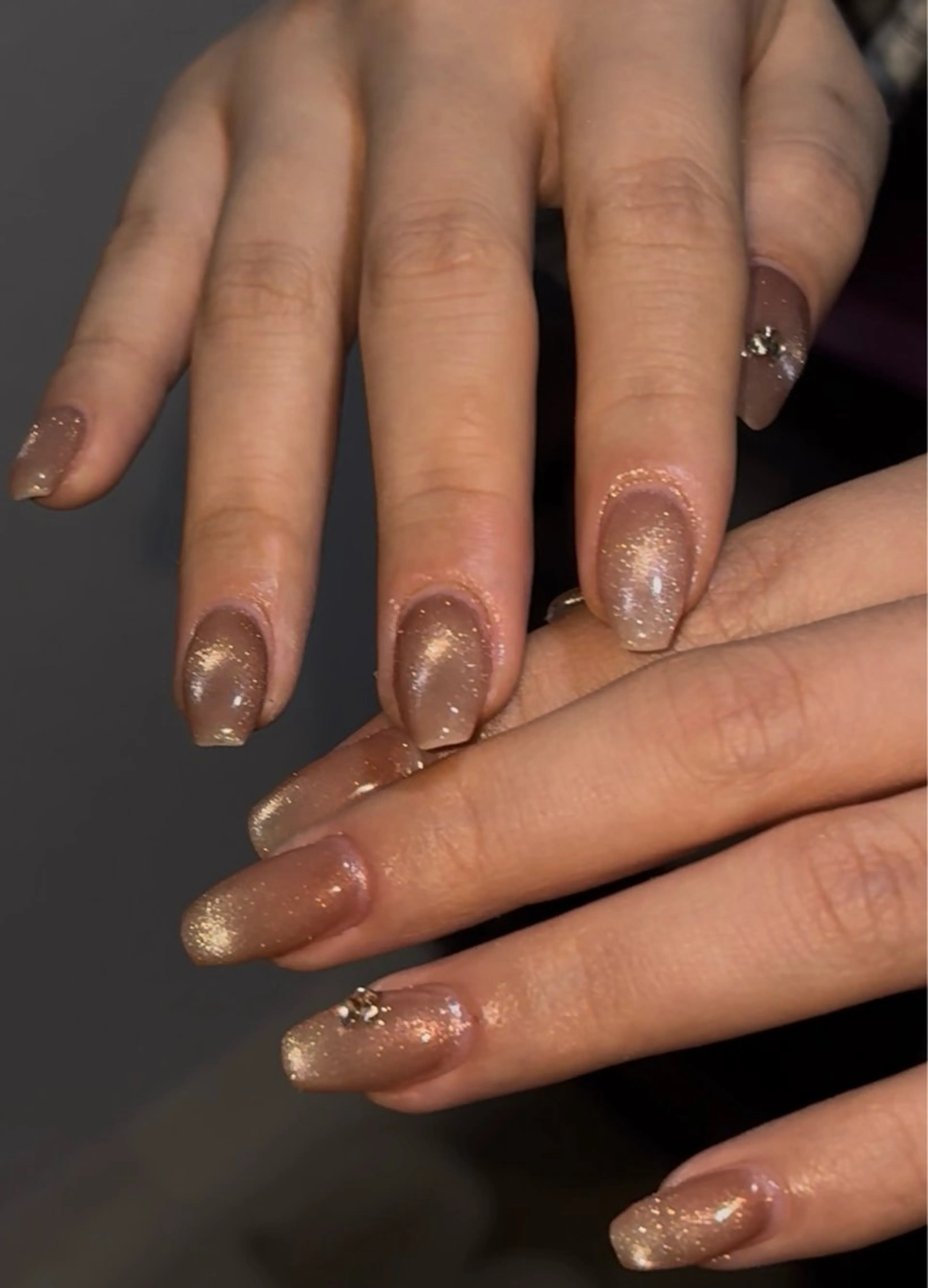 ネイル マグネットネイル Aulu’b Nonokaのネイルデザイン