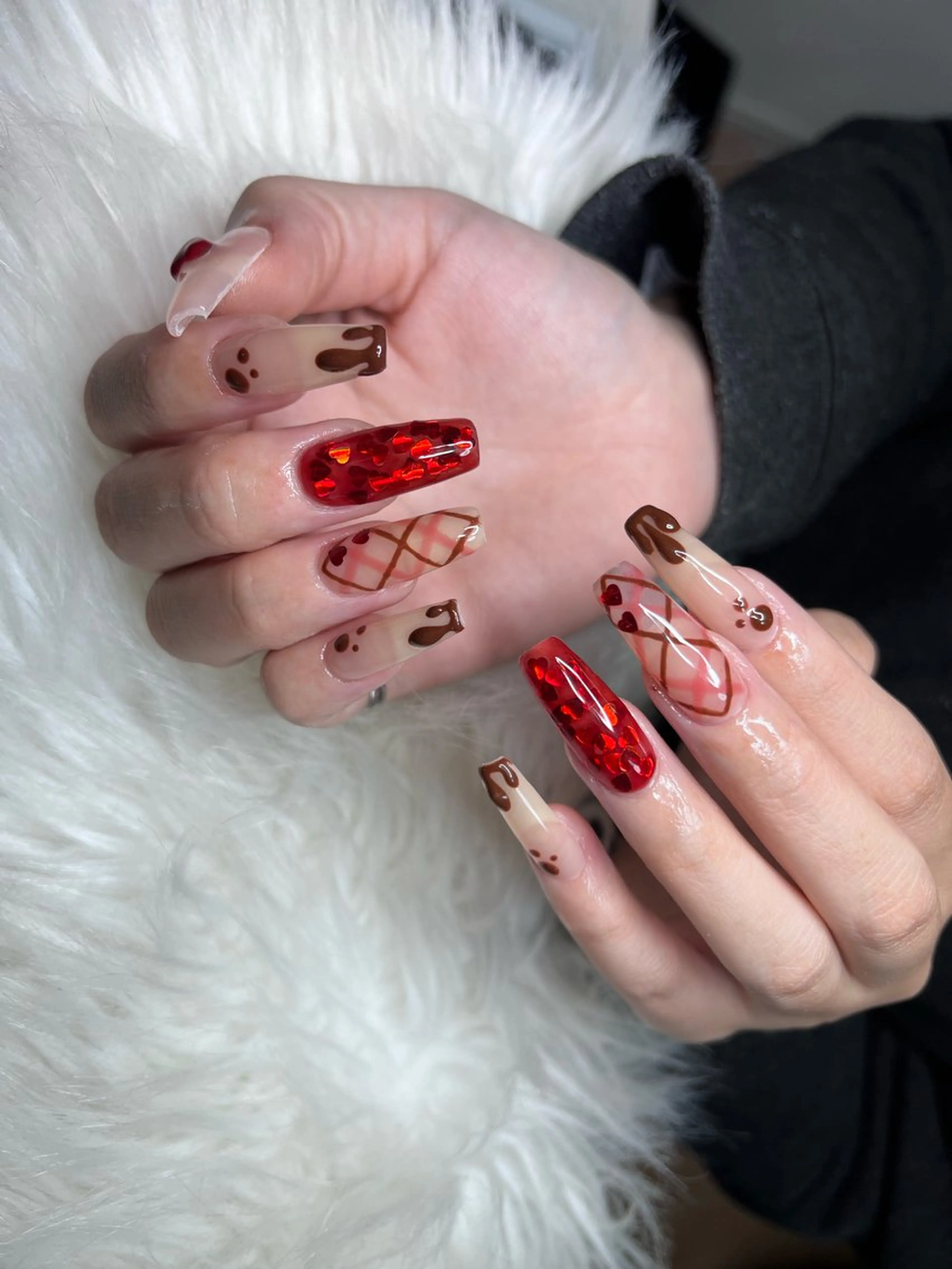 ネイル ハンドネイル ダン ゴーゴックビックのネイルデザイン