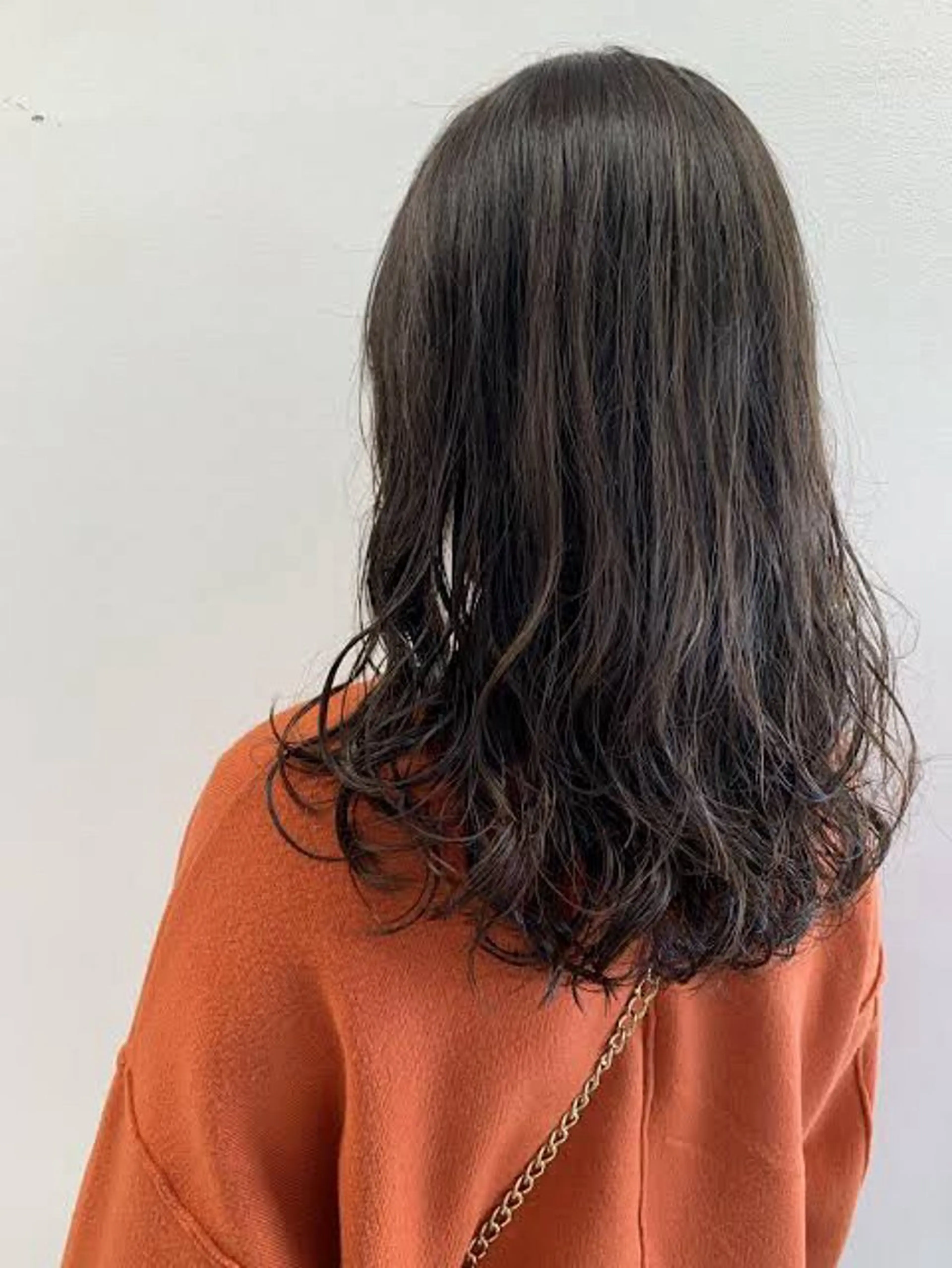 ロング カット ヘアカラー 古川 竜希のヘアスタイル