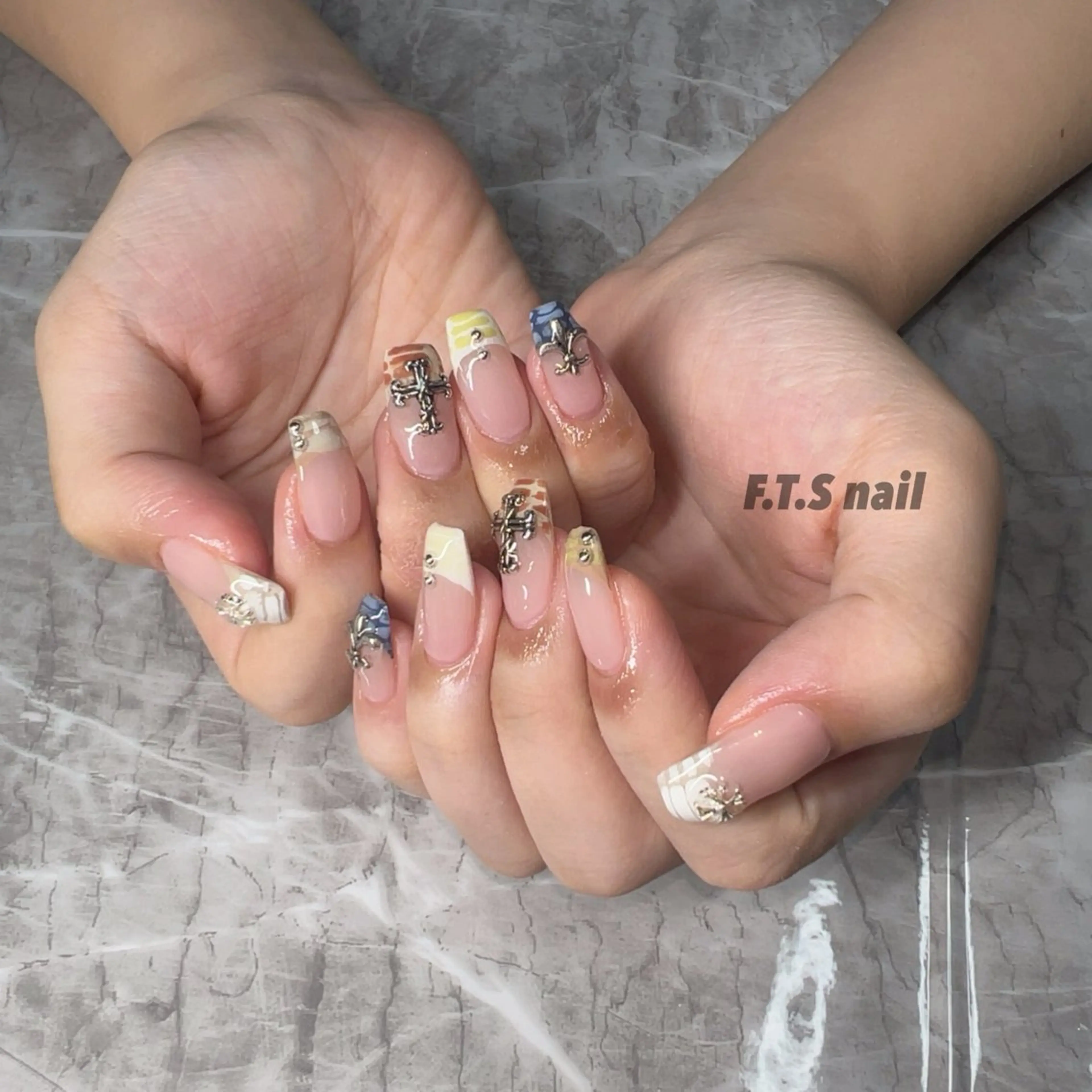 ネイル F.T.S nailのネイルデザイン