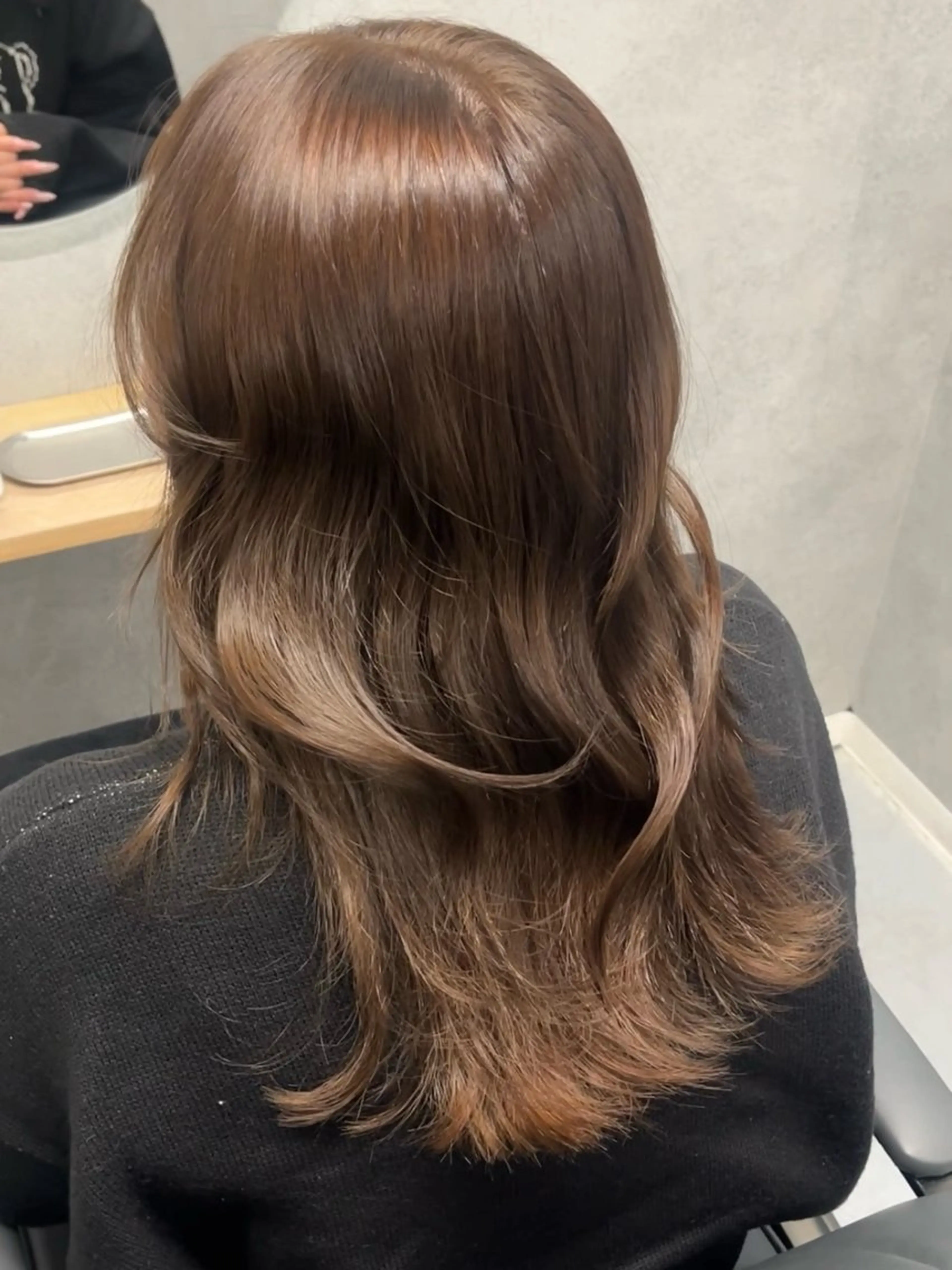 セミロング カット ヘアカラー トリートメント 透明感カラー/レイヤ ー/顔まわり/辻部のヘアスタイル