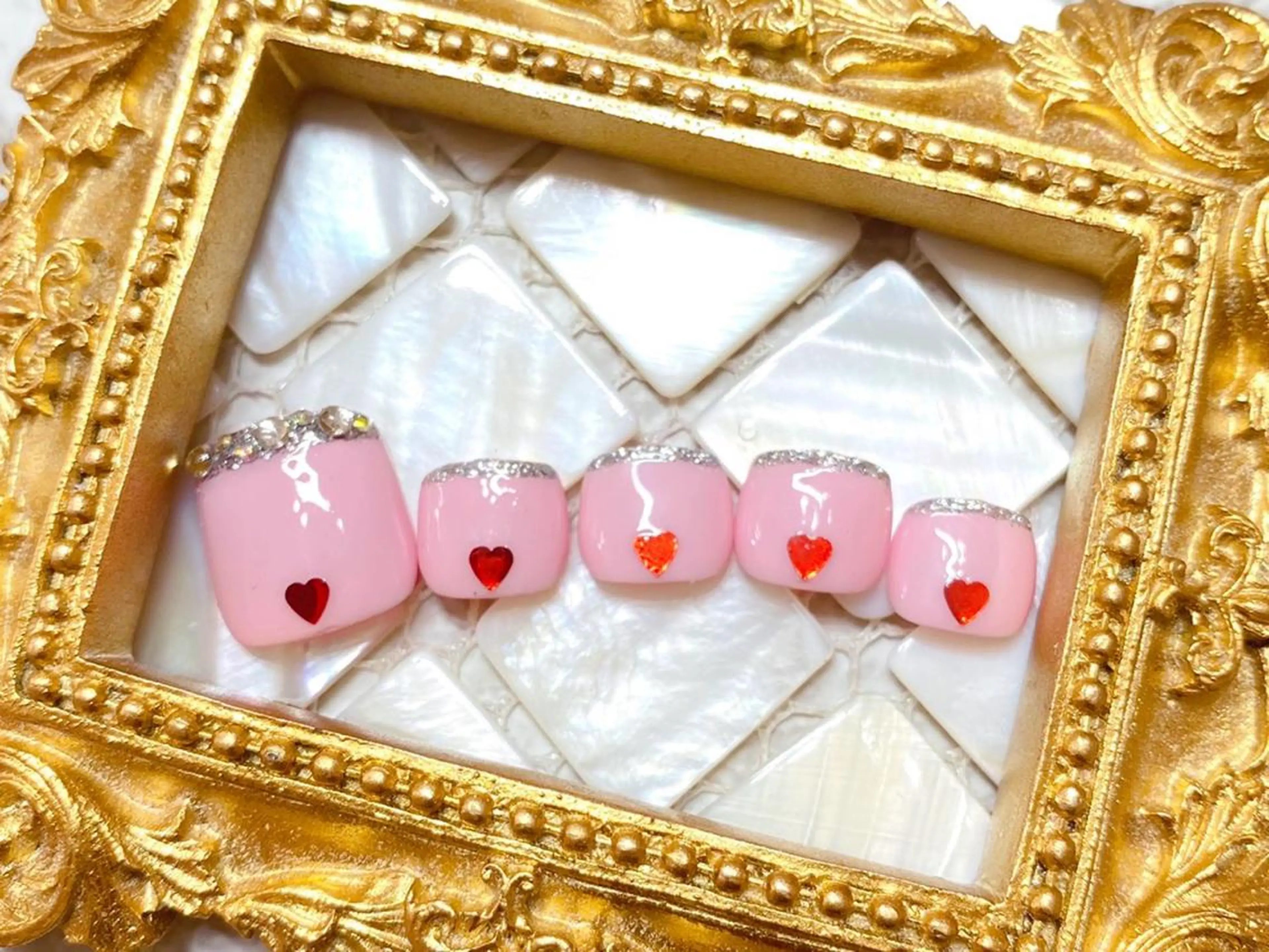 ネイル フットネイル マジック ミラーのネイルデザイン