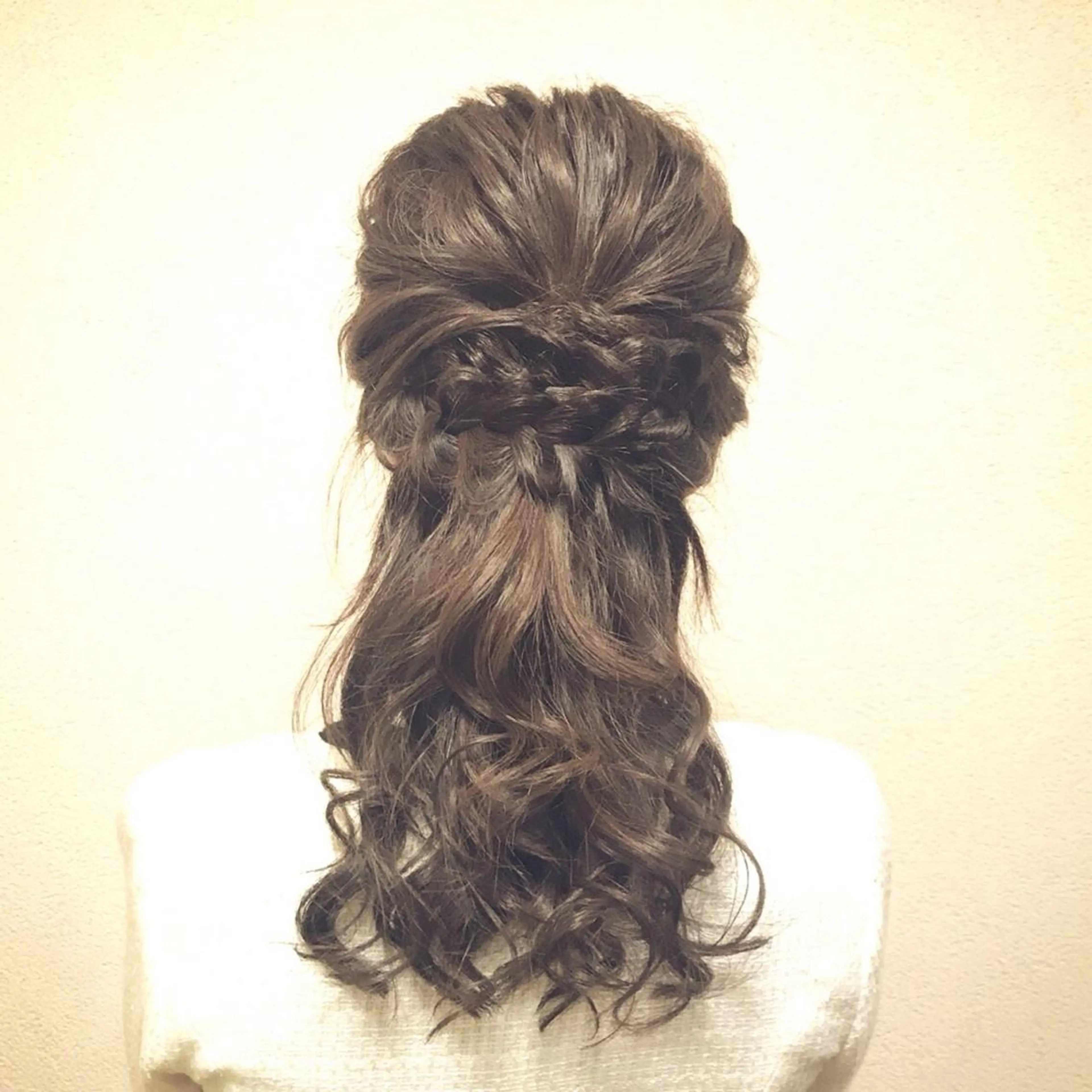 ヘアアレンジ 透明感カラー・ 髪質改善🩵イケダのヘアスタイル