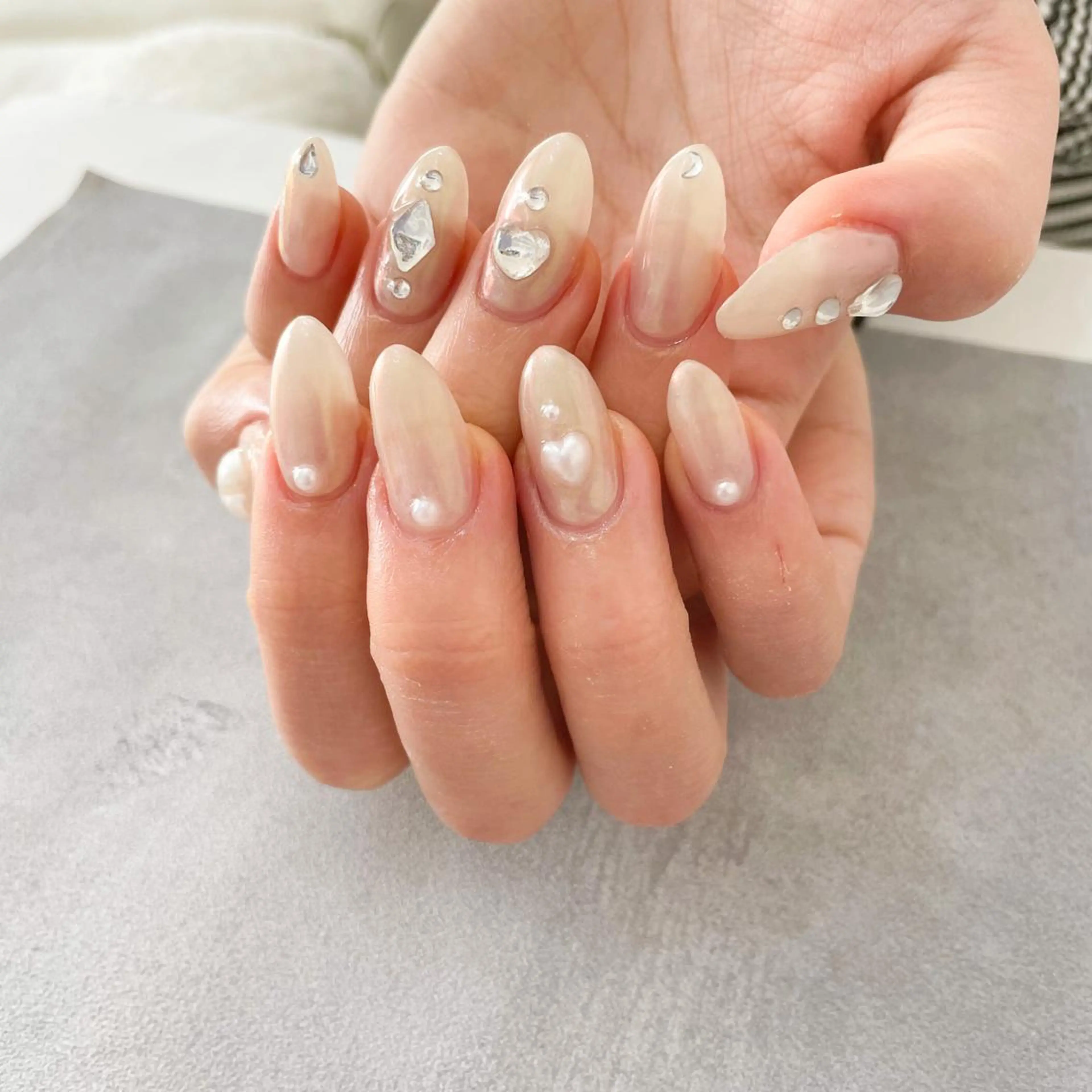 ネイル ゴテゴテ💙ワンホン リオナのネイルデザイン