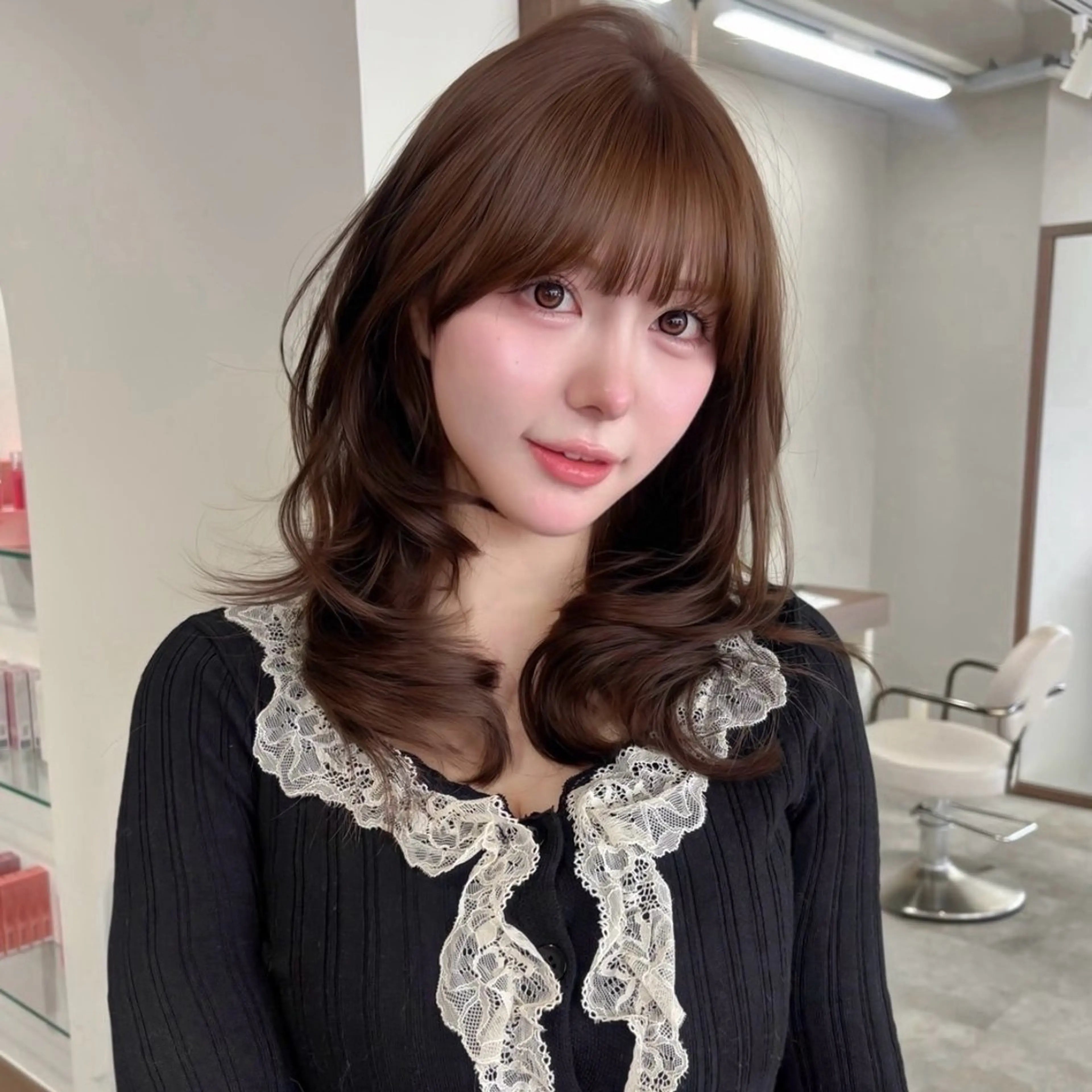 ミディアム カラー ブリーチ ブラウンカラー チョコレートブラウン ブリーチなしカラー 顔周りカット カット ヘアカラー トリートメント 藤野 結衣のヘアスタイル