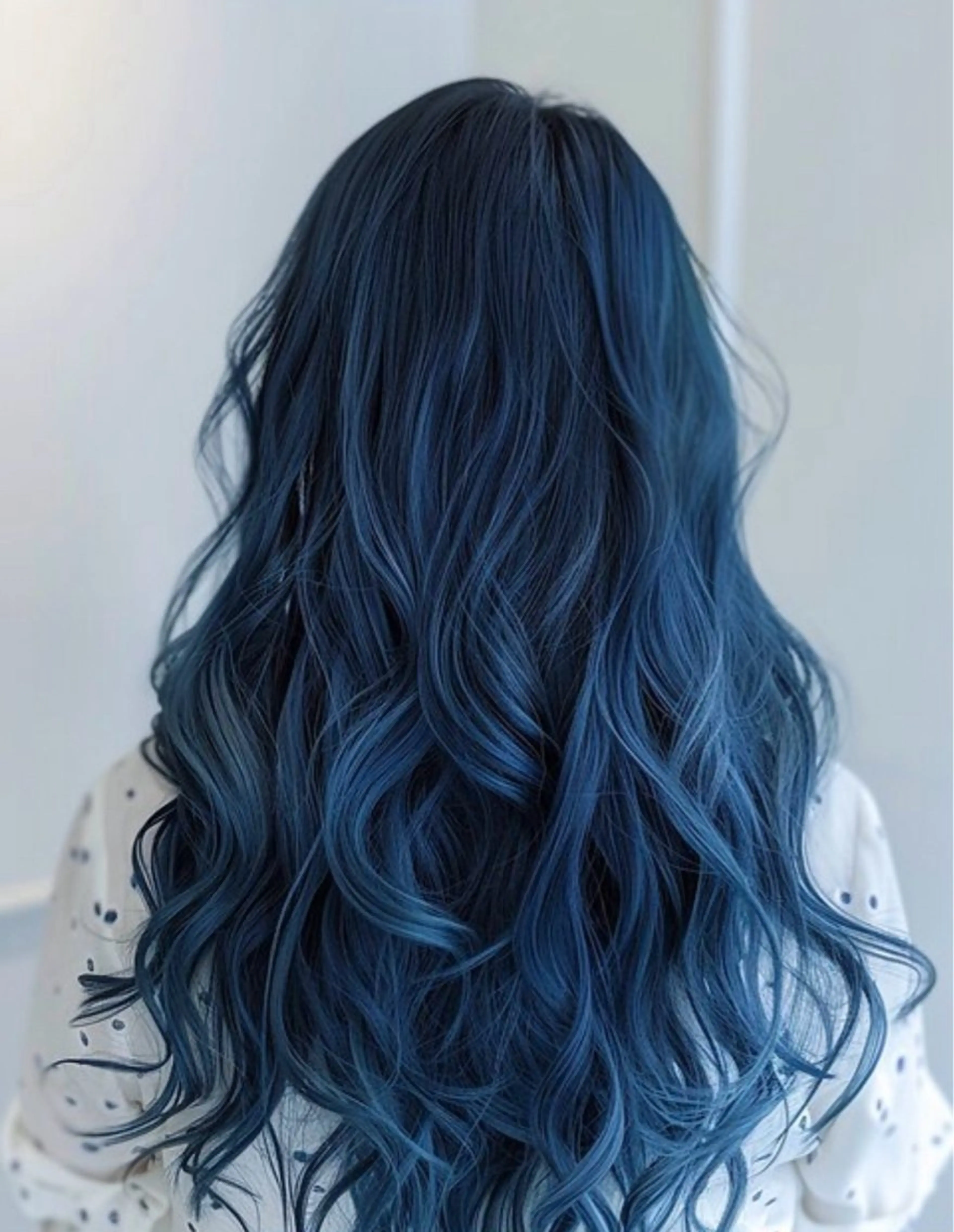 ロング 透明感カラー/ レイヤー/SHUNのヘアスタイル