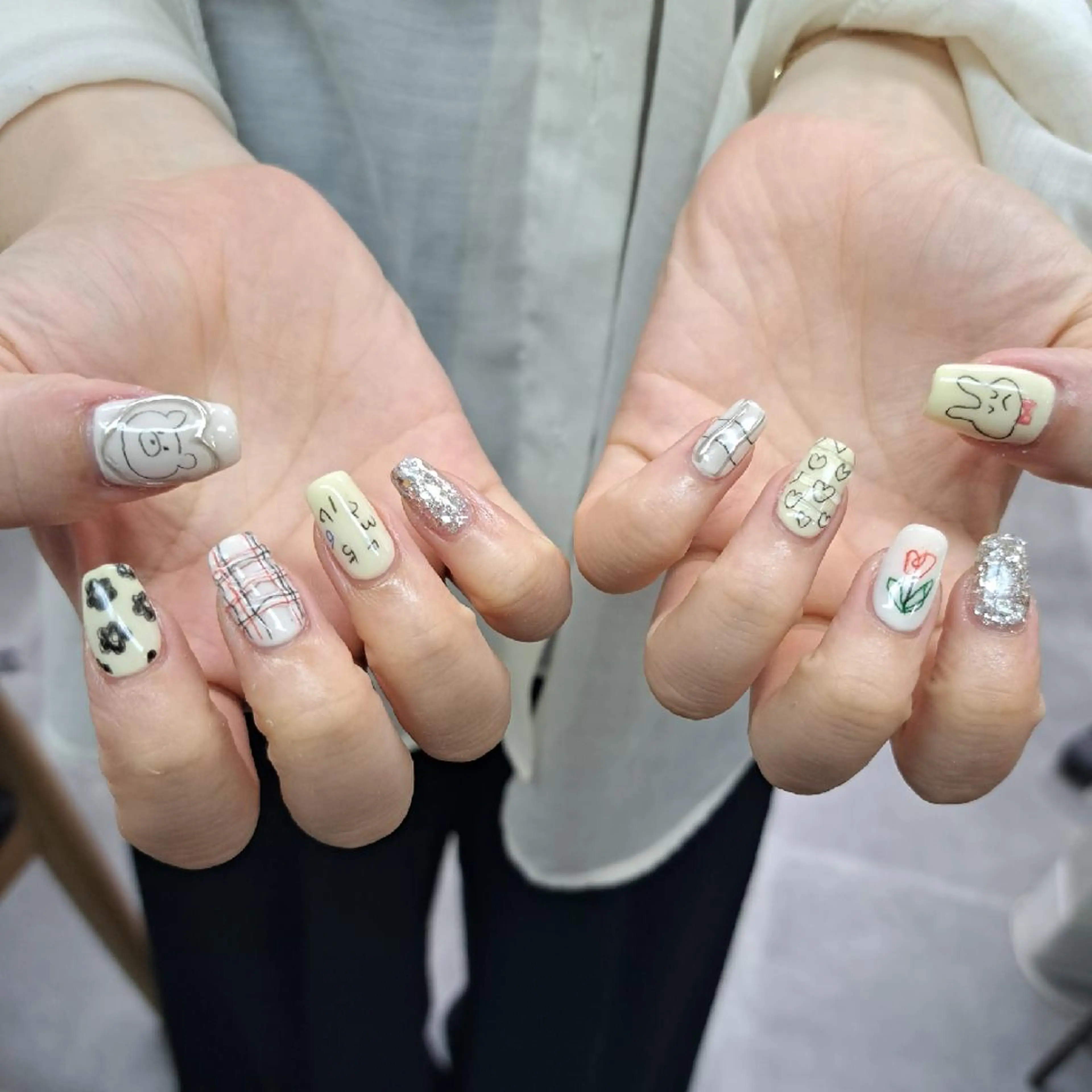 ネイル Nail mood デザイン持ち込みokのネイルデザイン